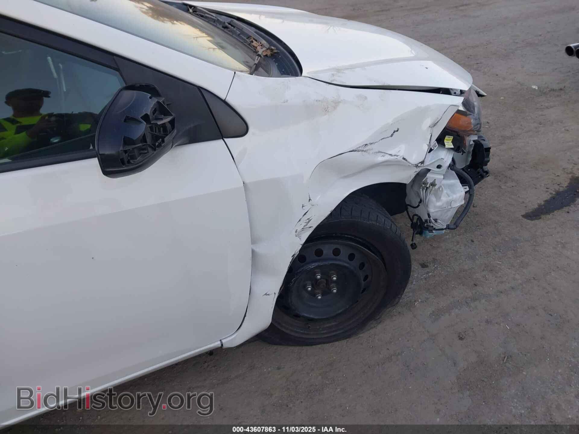 2017 TOYOTA COROLLA - VIN: 5YFBURHE5HP641809 - Фото 17