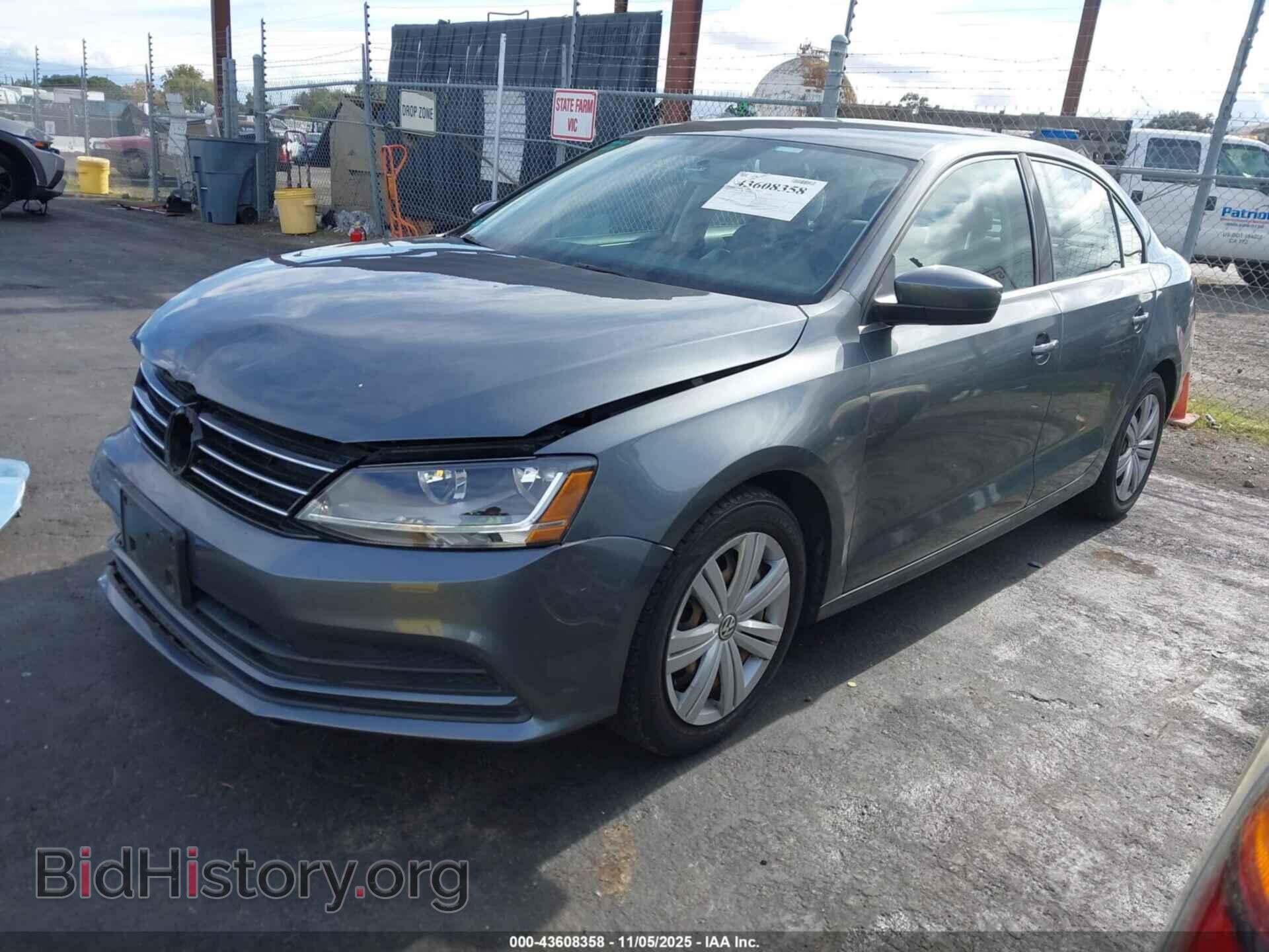 2017 VOLKSWAGEN JETTA - VIN: 3VW2B7AJ9HM270062 - Фото 2
