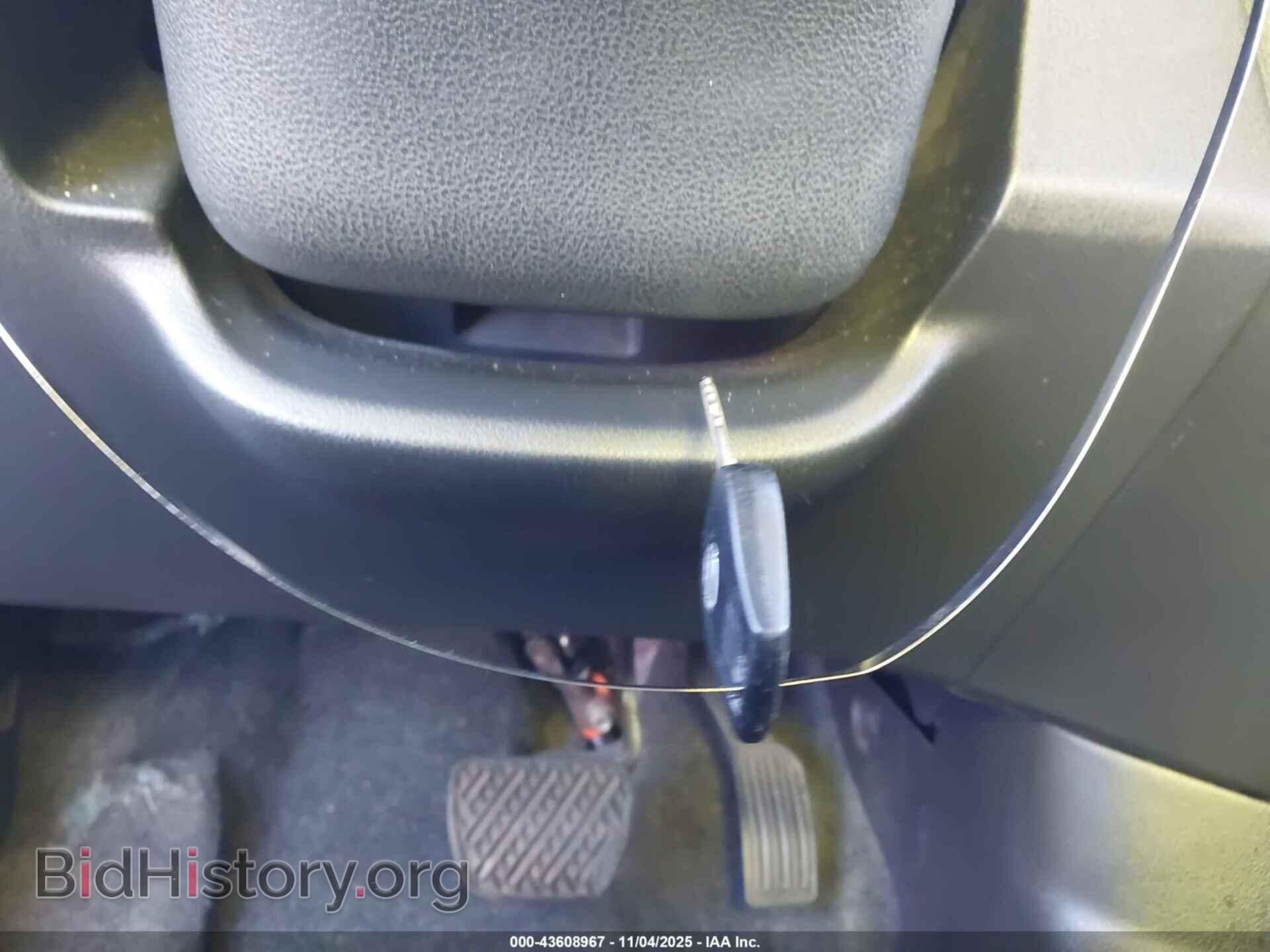 2019 NISSAN VERSA NOTE - VIN: 3N1CE2CP3KL359404 - Photo 11