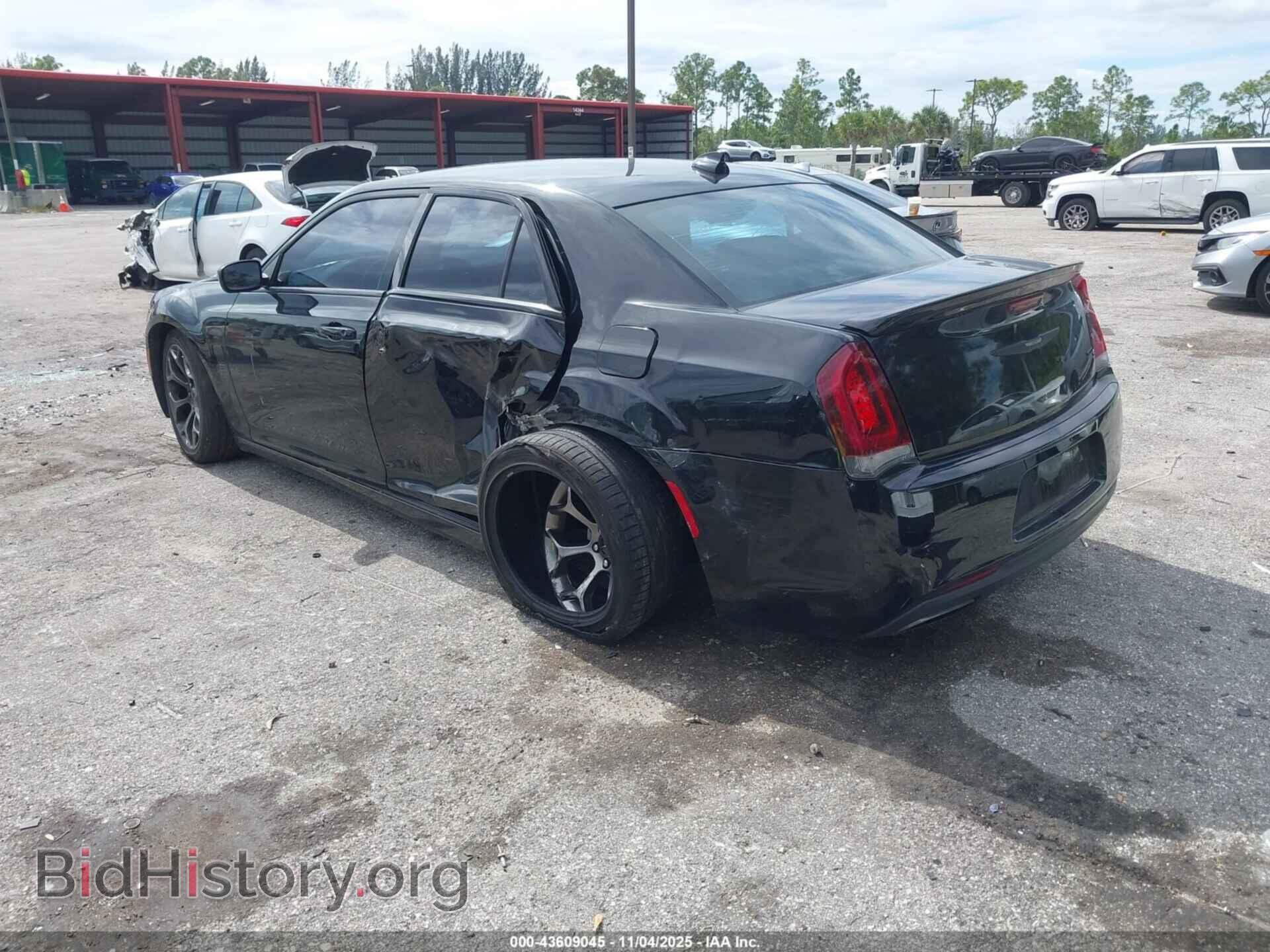 2015 CHRYSLER 300 - VIN: 2C3CCABG7FH922195 - Фото 3