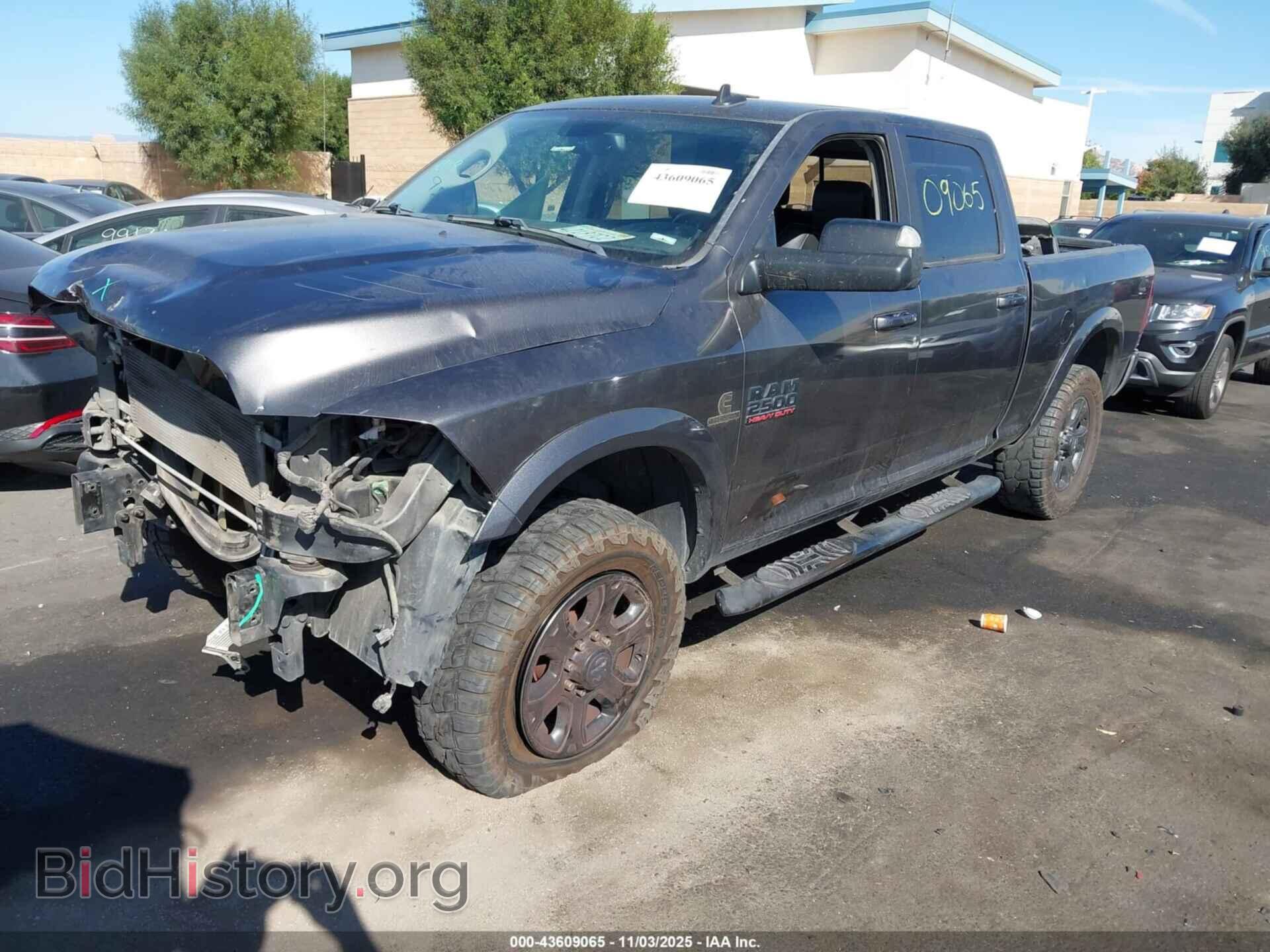 2017 RAM 2500 - VIN: 3C6UR5FL3HG519063 - Фото 2