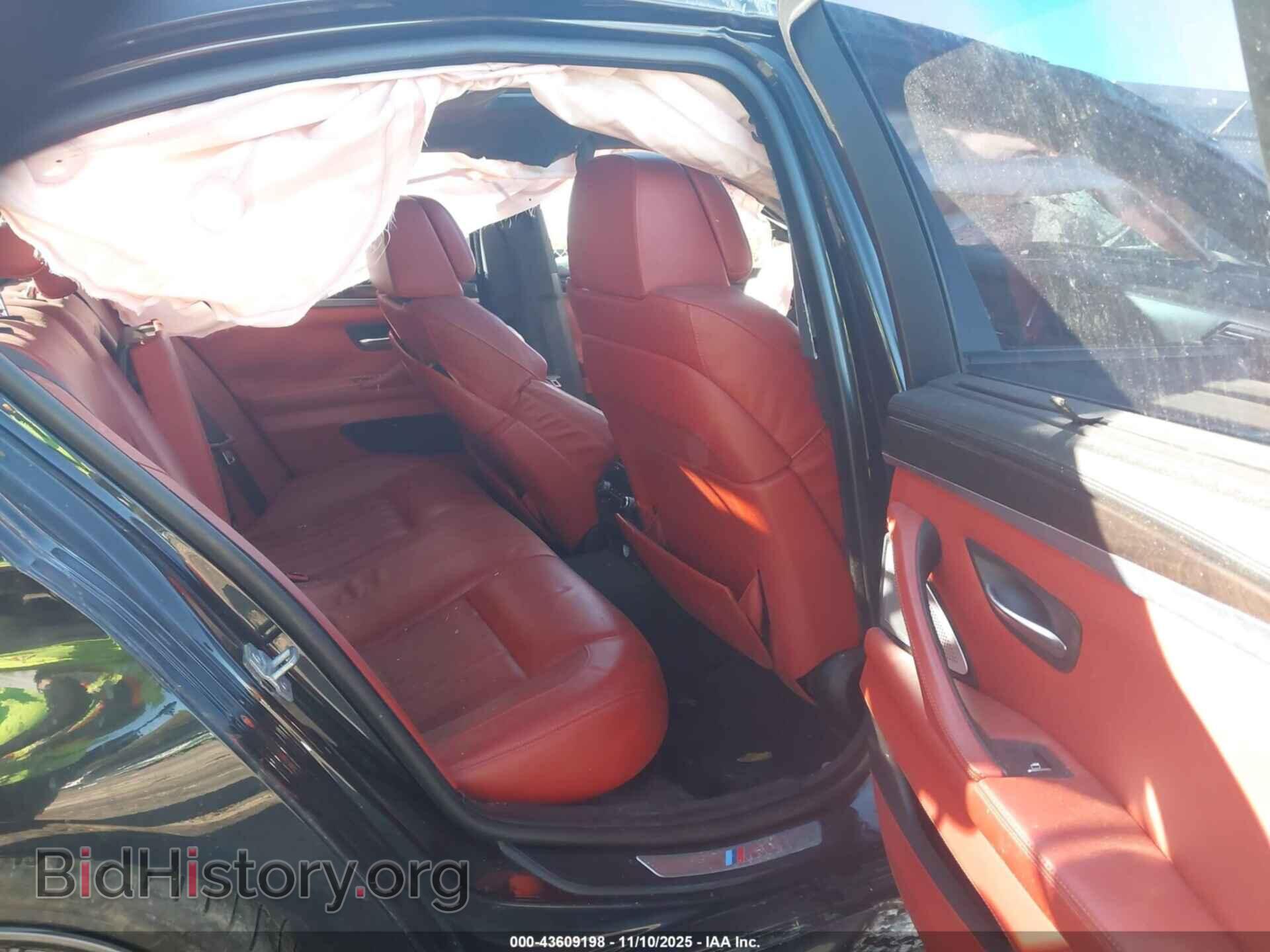 2014 BMW M5 - VIN: WBSFV9C54ED097798 - Photo 8