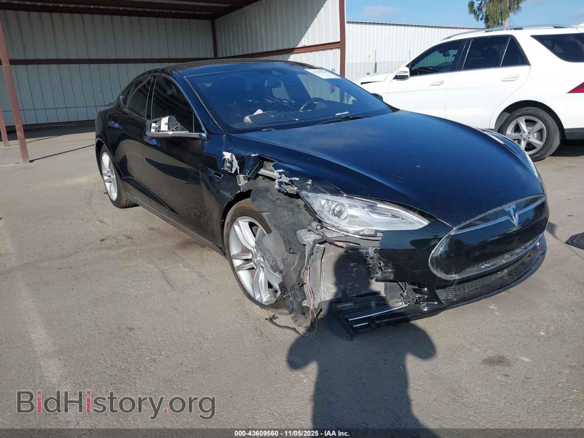 Фотография 5YJSA1E19FF116630 - TESLA MODEL S 2015