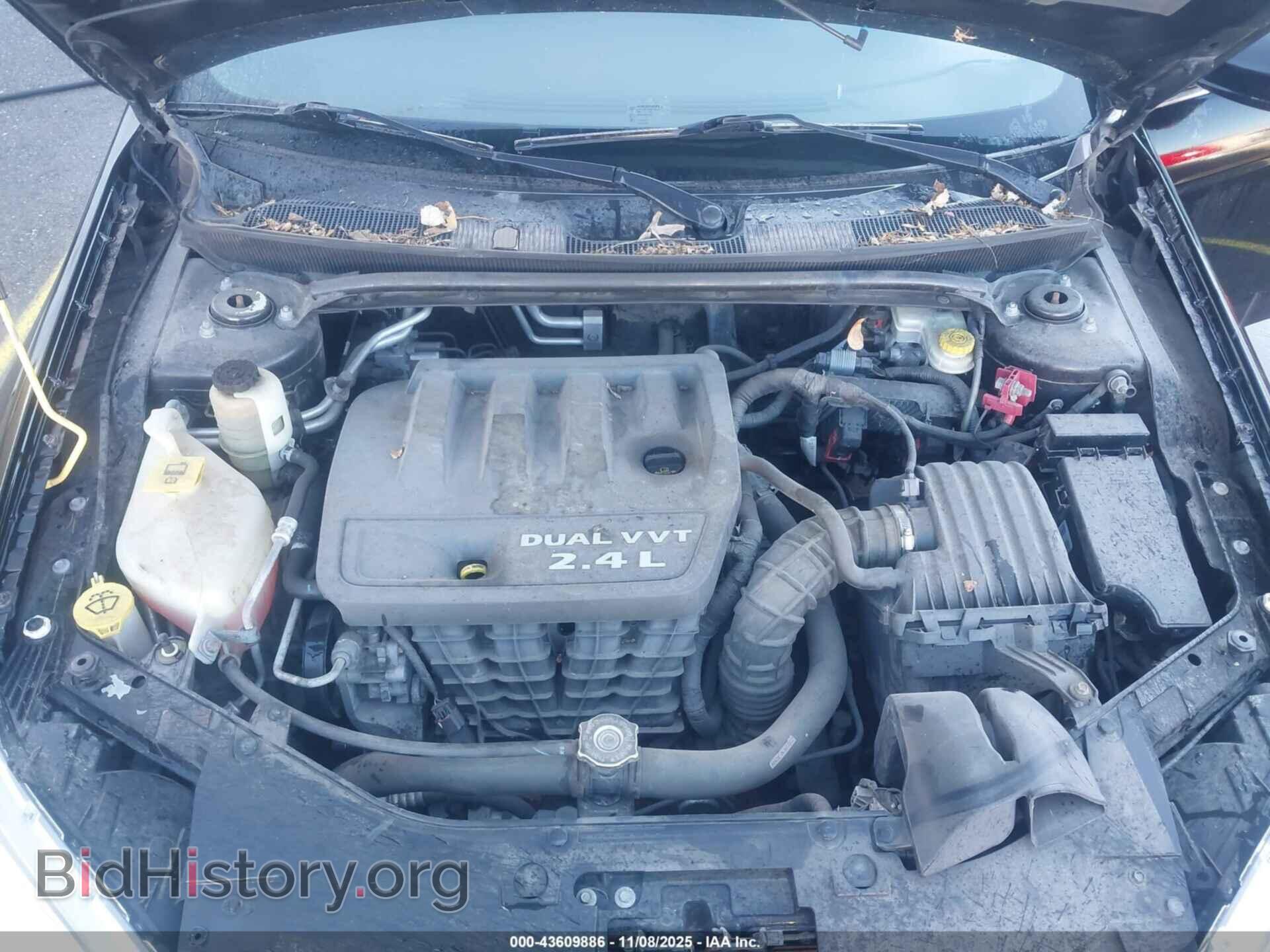 2011 CHRYSLER 200 - VIN: 1C3BC1FBXBN568376 - Фото 10