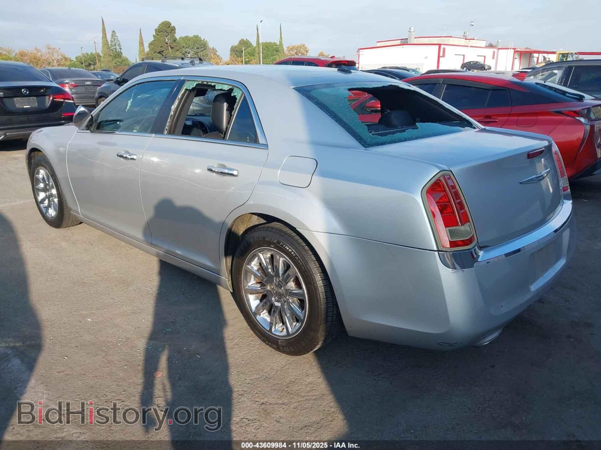 2012 CHRYSLER 300 - VIN: 2C3CCACG8CH175524 - Фото 3