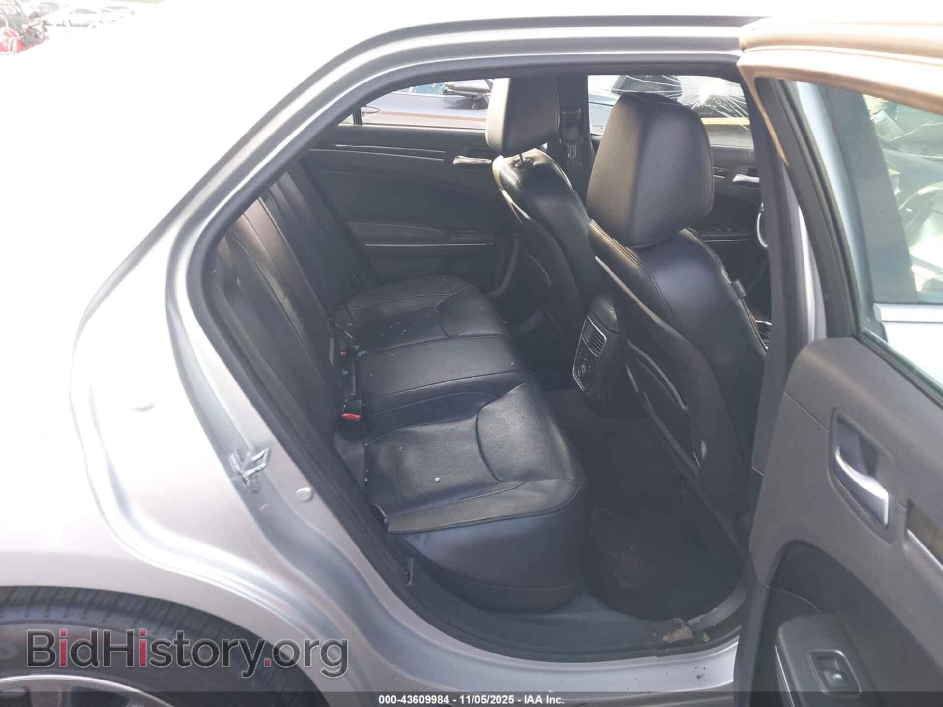 2012 CHRYSLER 300 - VIN: 2C3CCACG8CH175524 - Фото 8