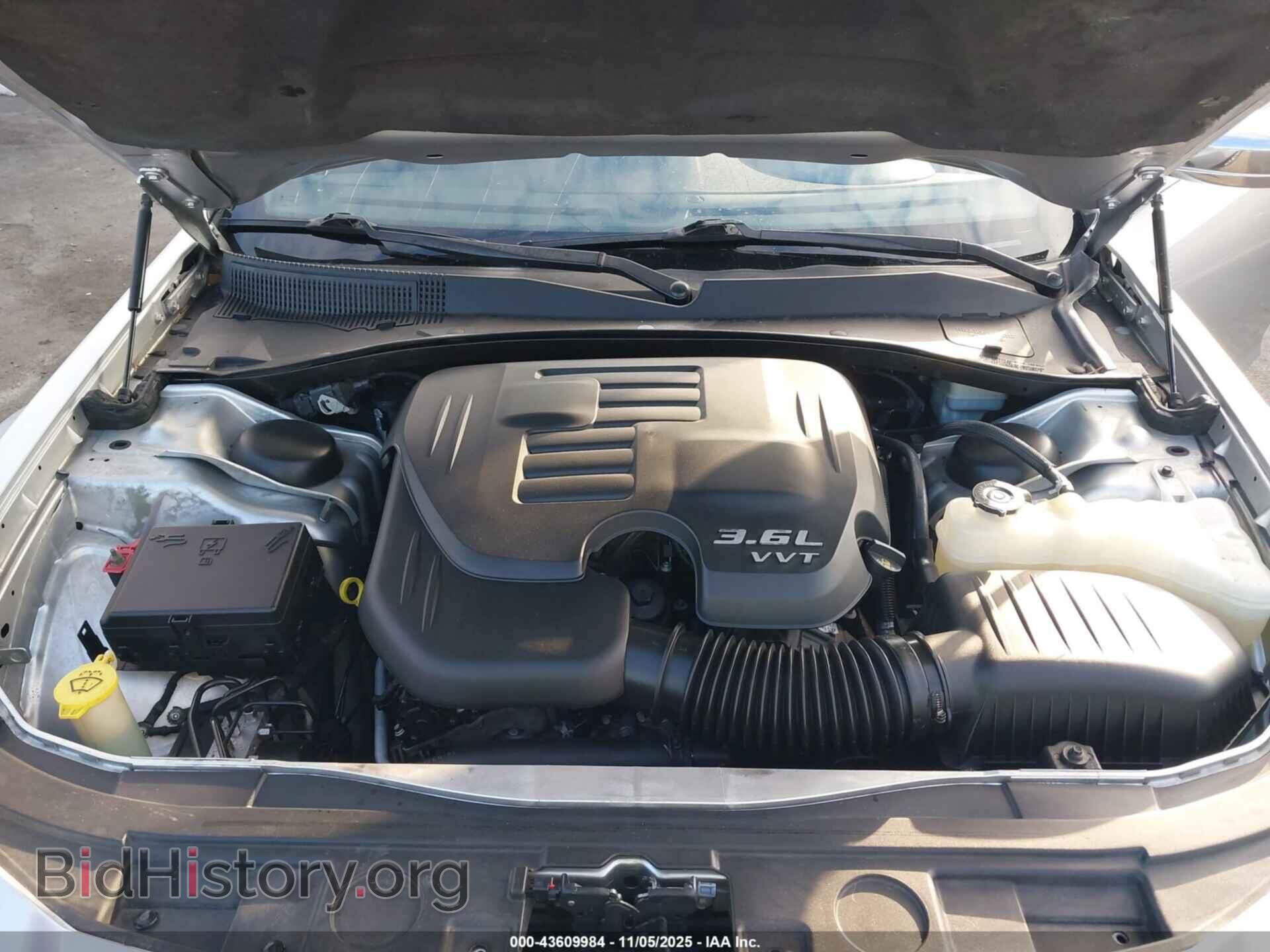 2012 CHRYSLER 300 - VIN: 2C3CCACG8CH175524 - Фото 10