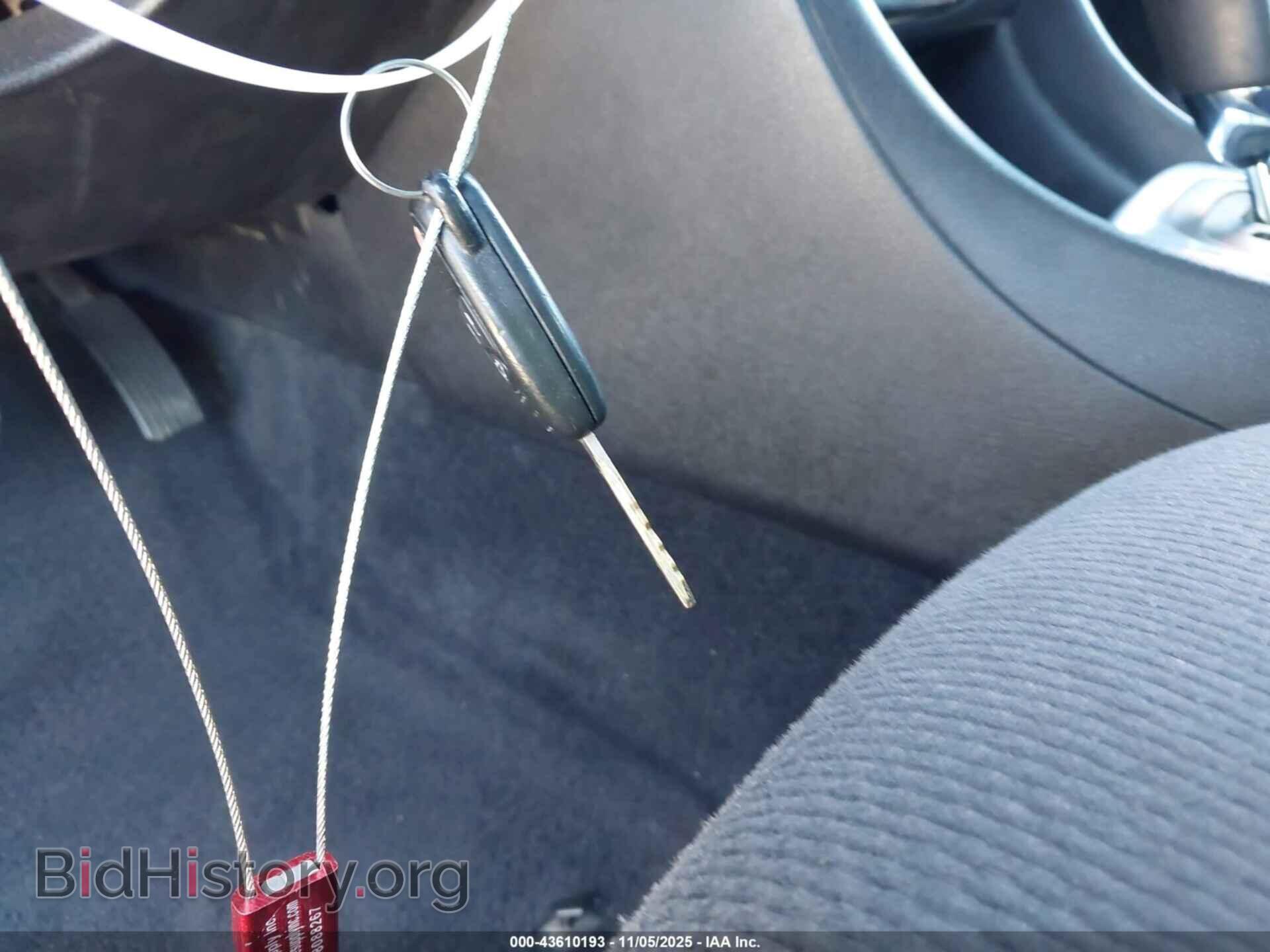 2013 CHRYSLER 200 - VIN: 1C3CCBBB7DN732962 - Photo 11