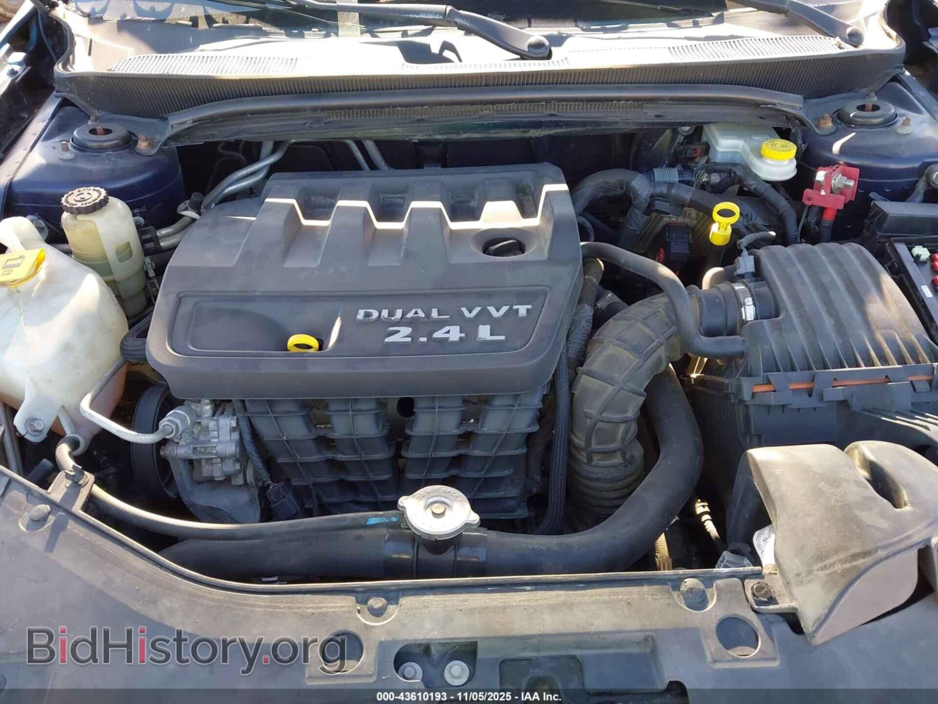 2013 CHRYSLER 200 - VIN: 1C3CCBBB7DN732962 - Photo 10