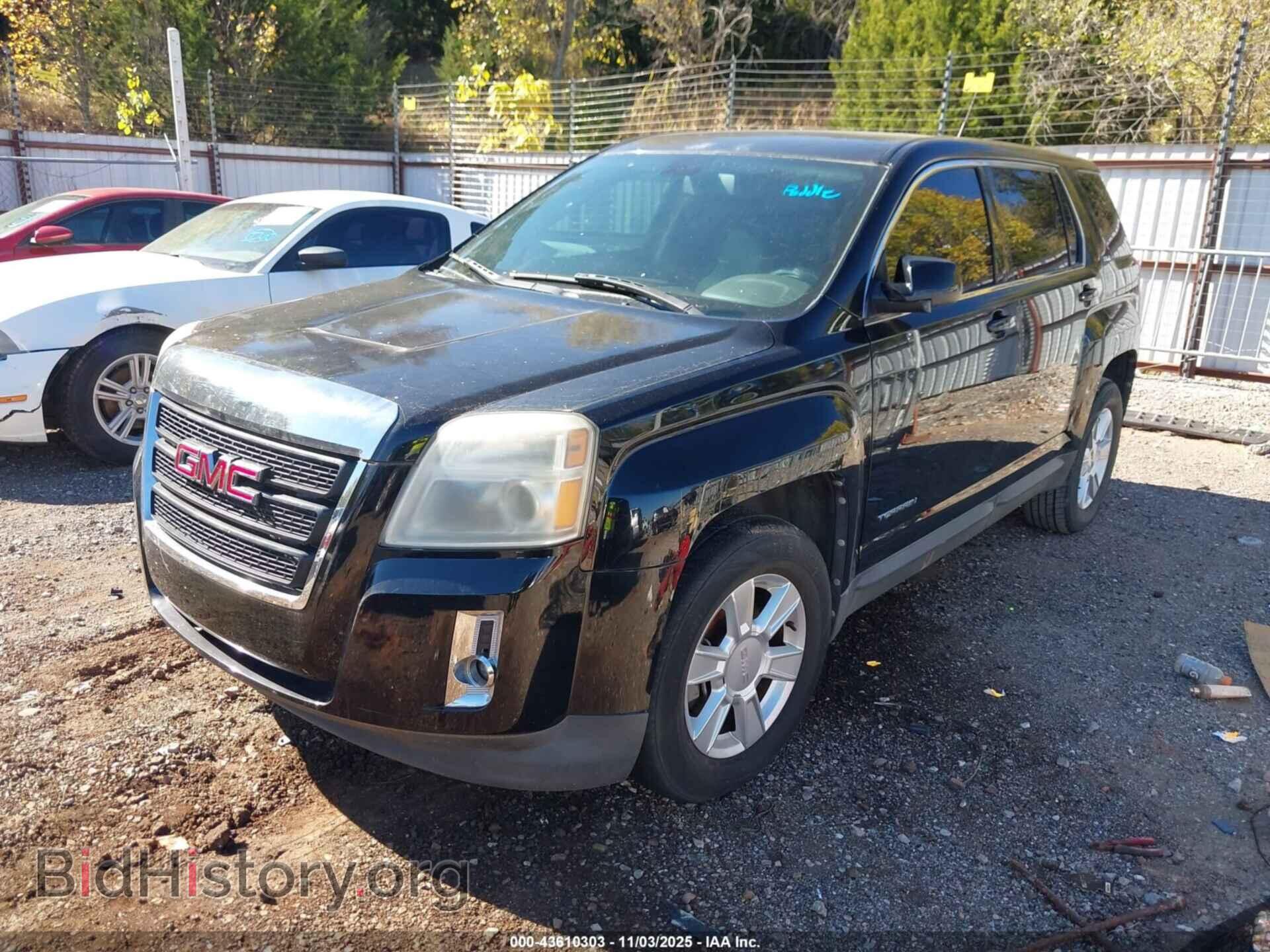2011 GMC TERRAIN - VIN: 2CTALMEC3B6463061 - Photo 2