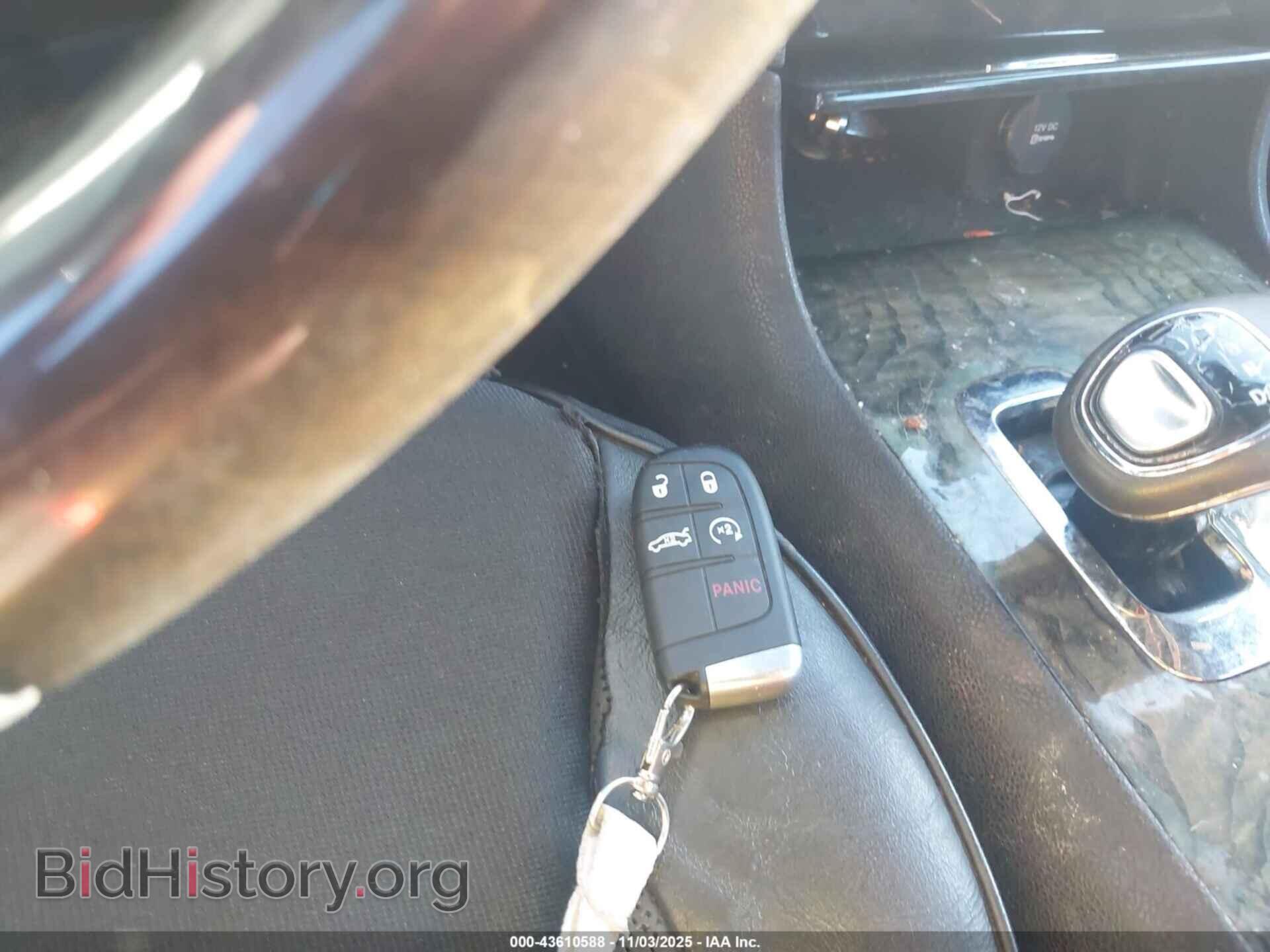 2013 CHRYSLER 300C - VIN: 2C3CCAEG6DH620230 - Фото 11