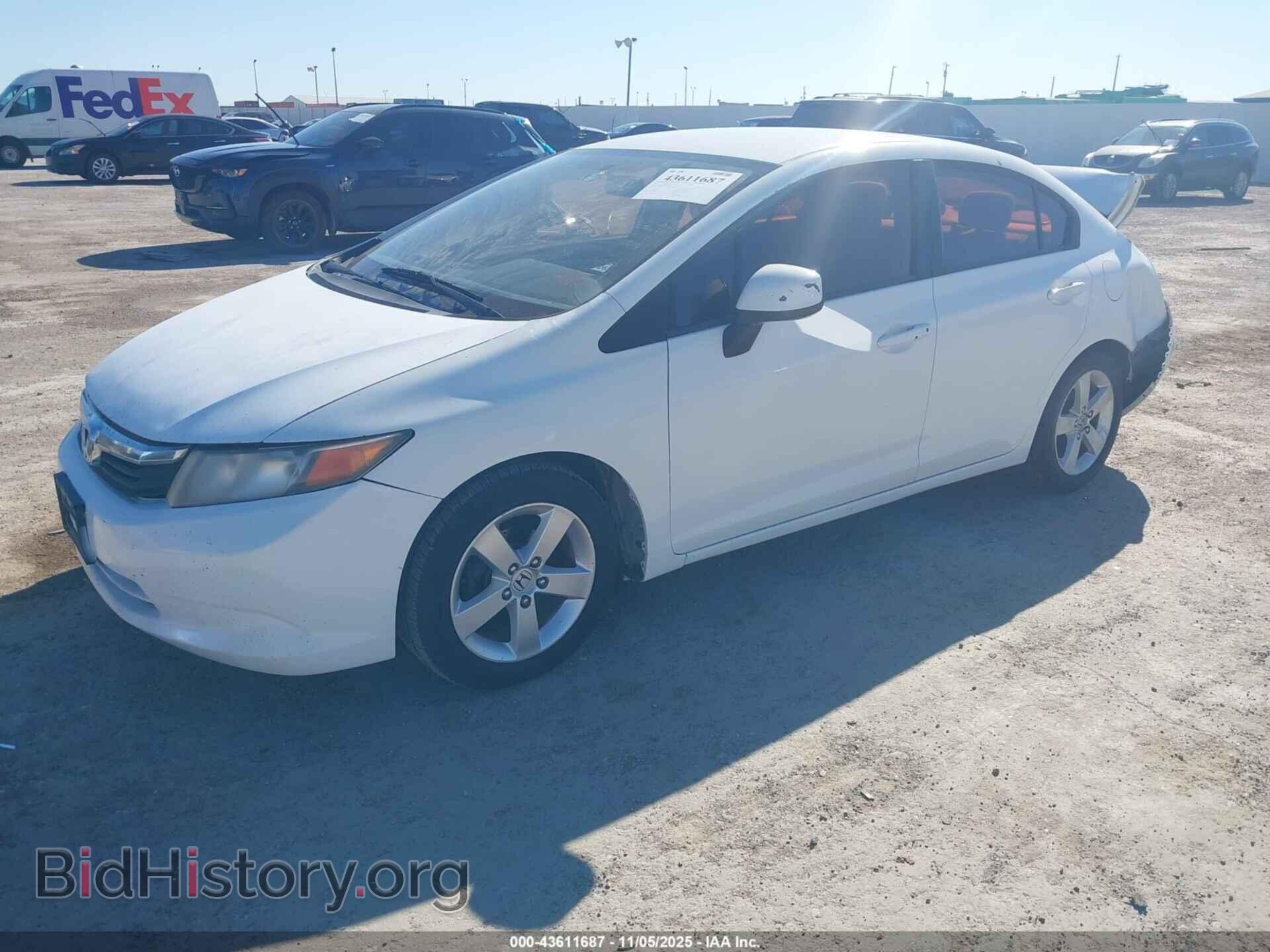 2012 HONDA CIVIC - VIN: 2HGFB2F58C8563365 - Фото 2