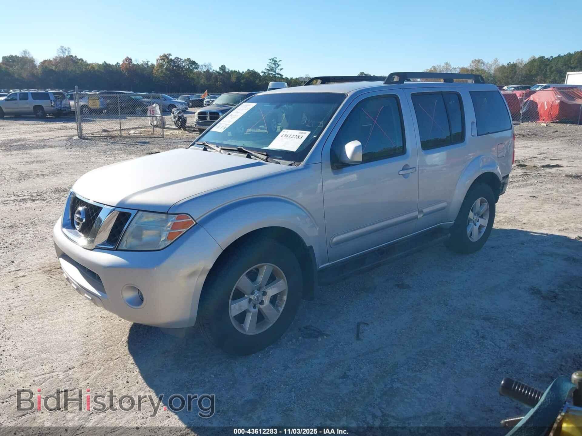 2011 NISSAN PATHFINDER - VIN: 5N1AR1NN6BC603570 - Фото 2