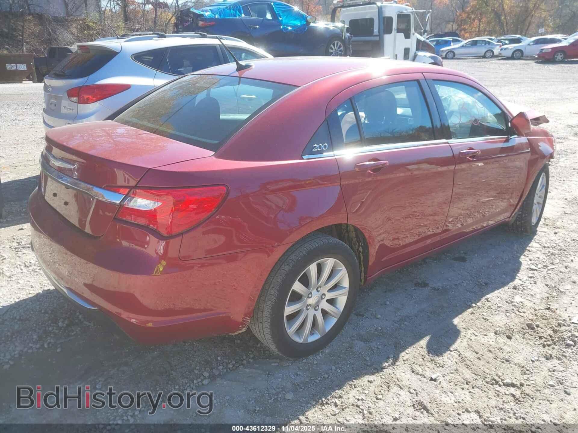 2013 CHRYSLER 200 - VIN: 1C3CCBBB5DN552914 - Фото 4