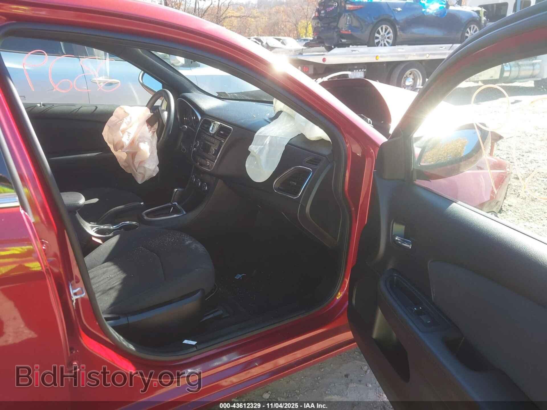 2013 CHRYSLER 200 - VIN: 1C3CCBBB5DN552914 - Фото 5