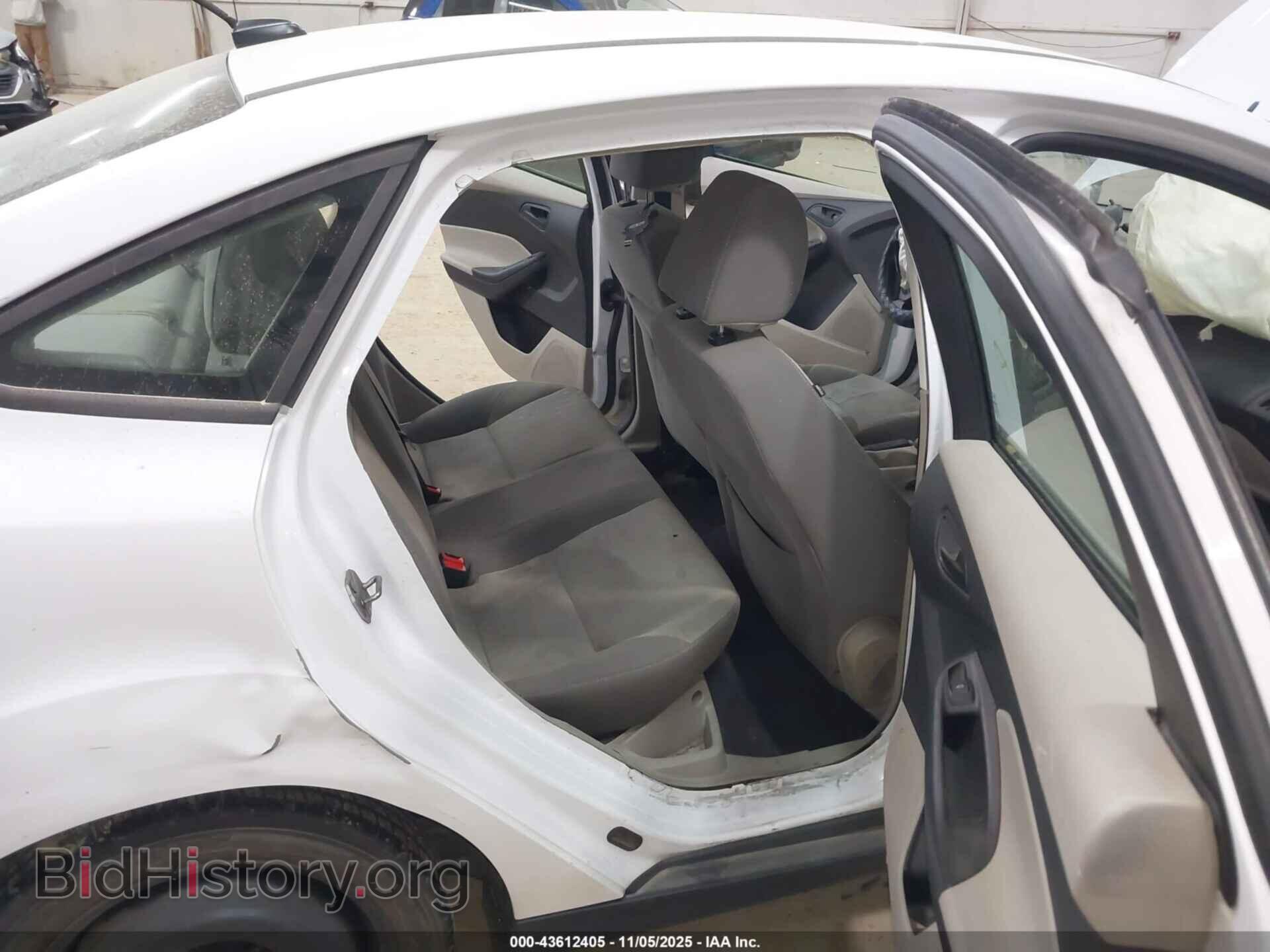 2012 FORD FOCUS - VIN: 1FAHP3F26CL394136 - Фото 8
