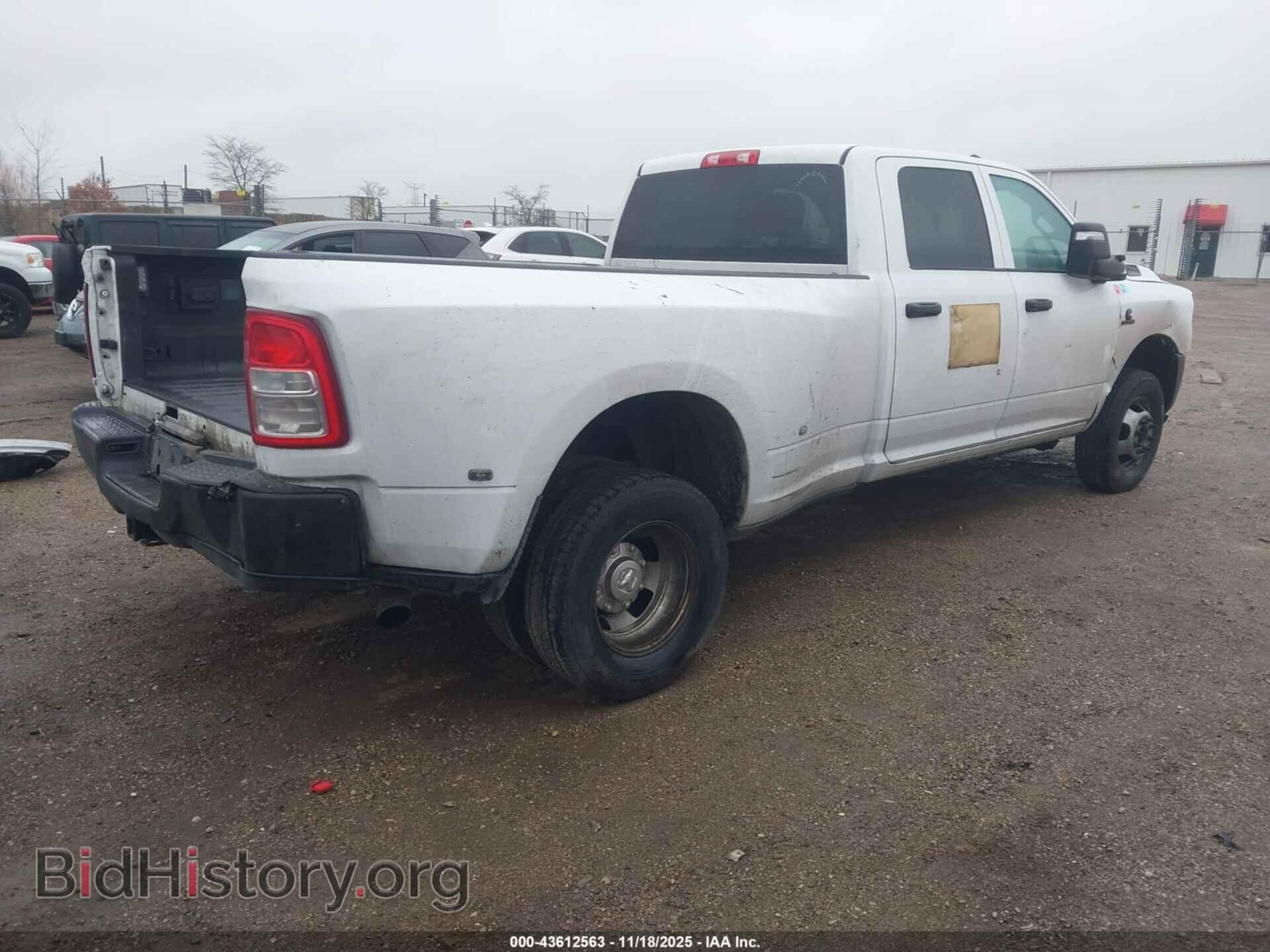 2023 RAM 3500 - VIN: 3C63RRGL6PG605970 - Photo 4