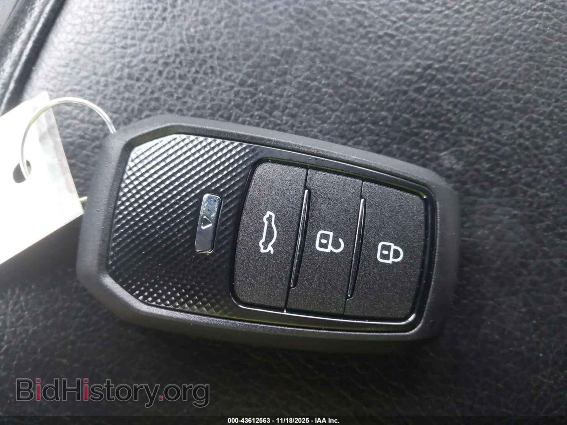 2023 RAM 3500 - VIN: 3C63RRGL6PG605970 - Photo 10