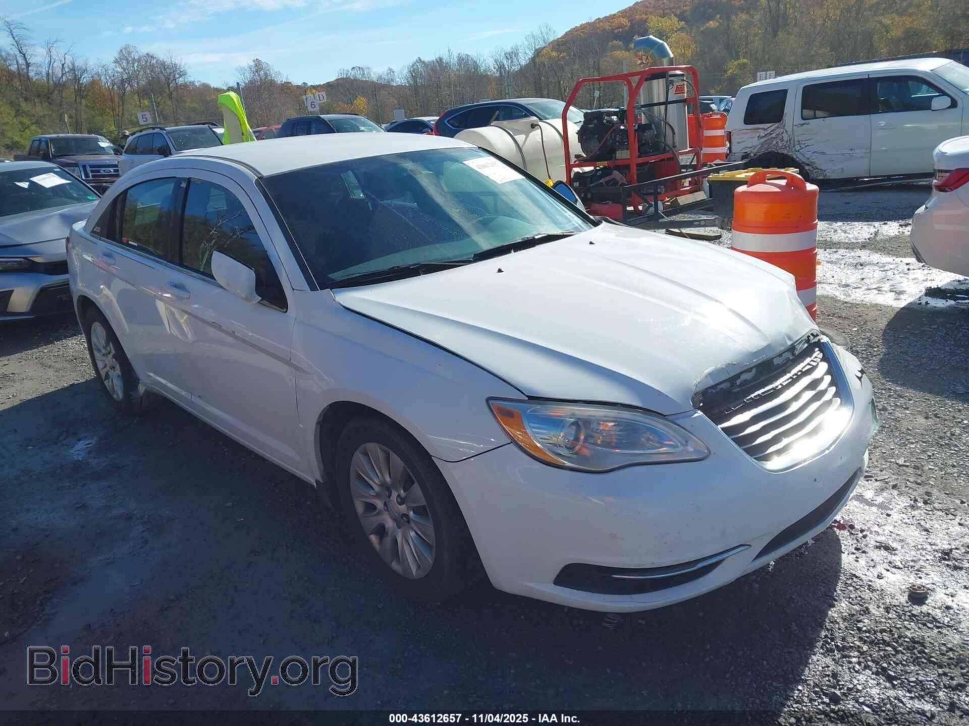 Photo 1C3CCBAG2DN627324 - CHRYSLER 200 2013
