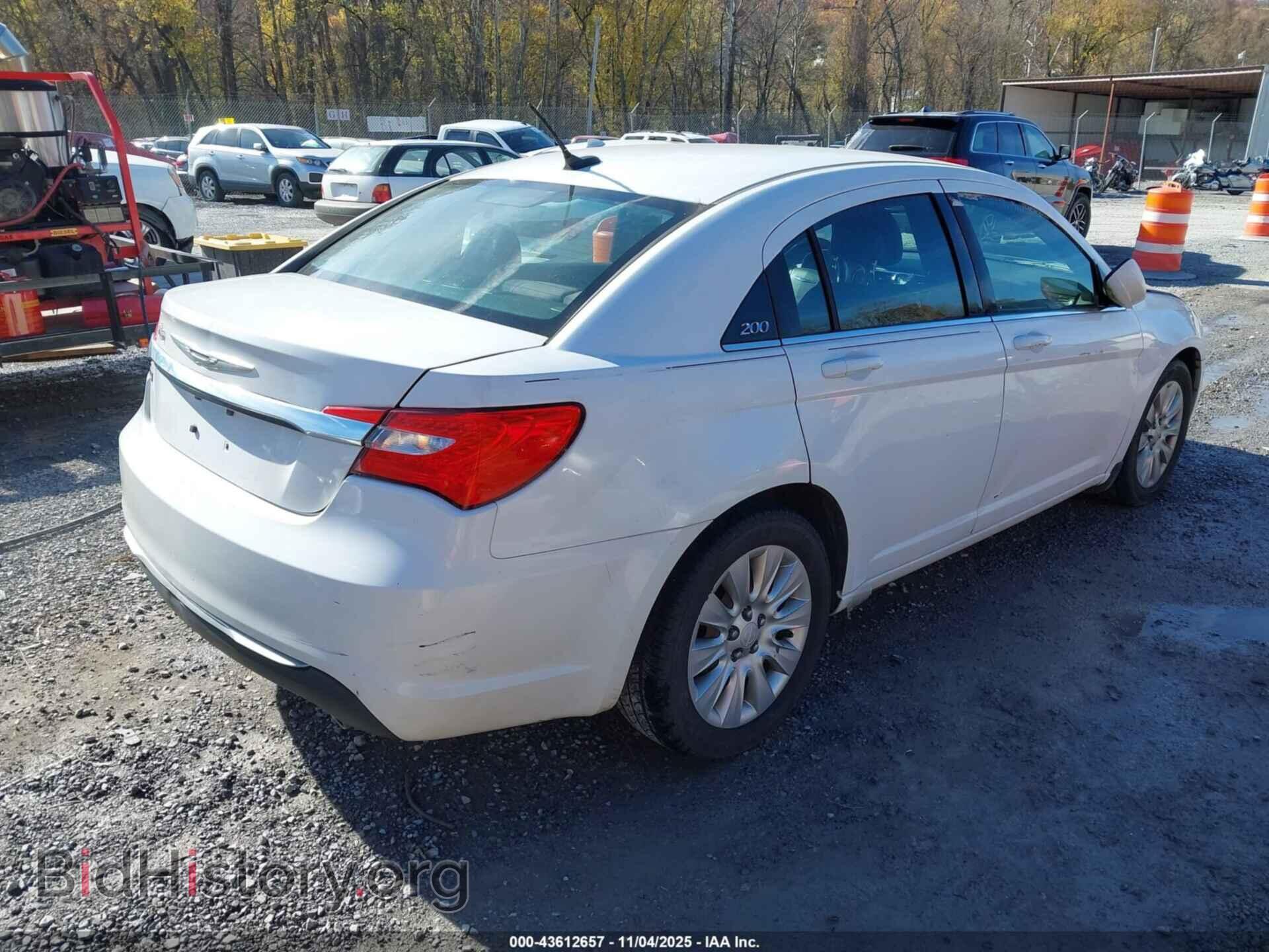 2013 CHRYSLER 200 - VIN: 1C3CCBAG2DN627324 - Фото 4