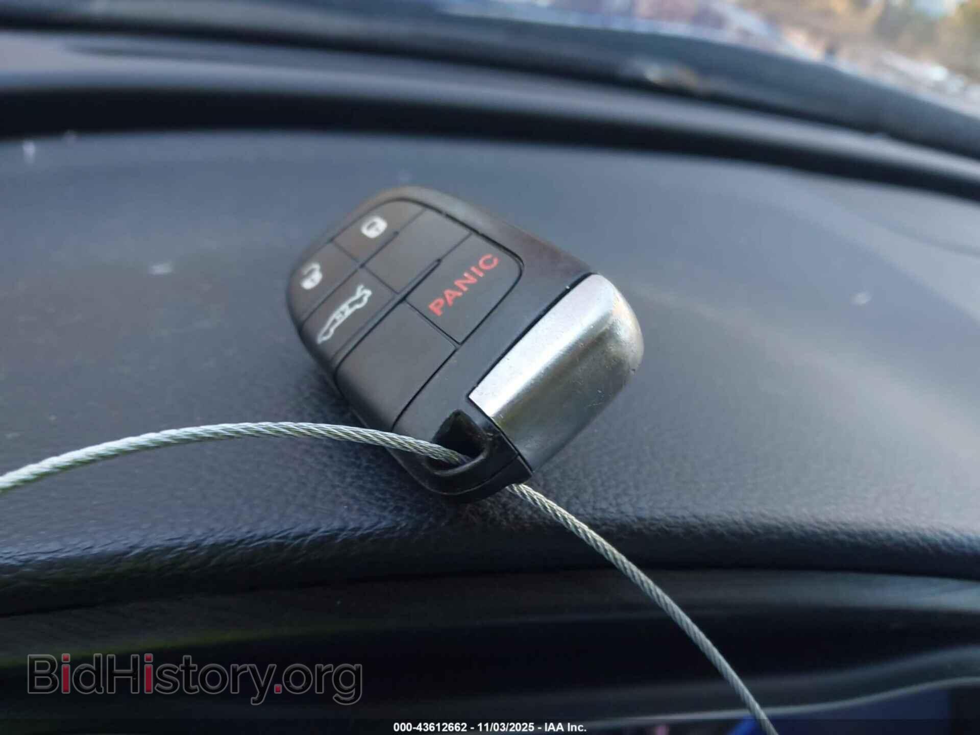 2015 CHRYSLER 200 - VIN: 1C3CCCAB7FN701785 - Фото 11