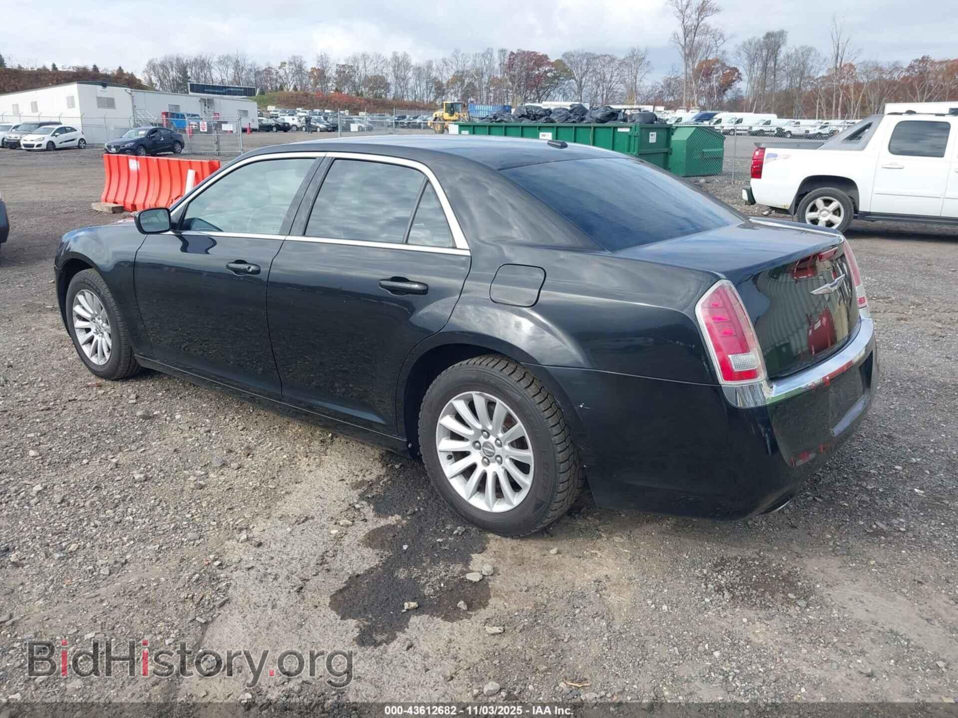 2014 CHRYSLER 300 - VIN: 2C3CCAAG0EH272898 - Фото 3