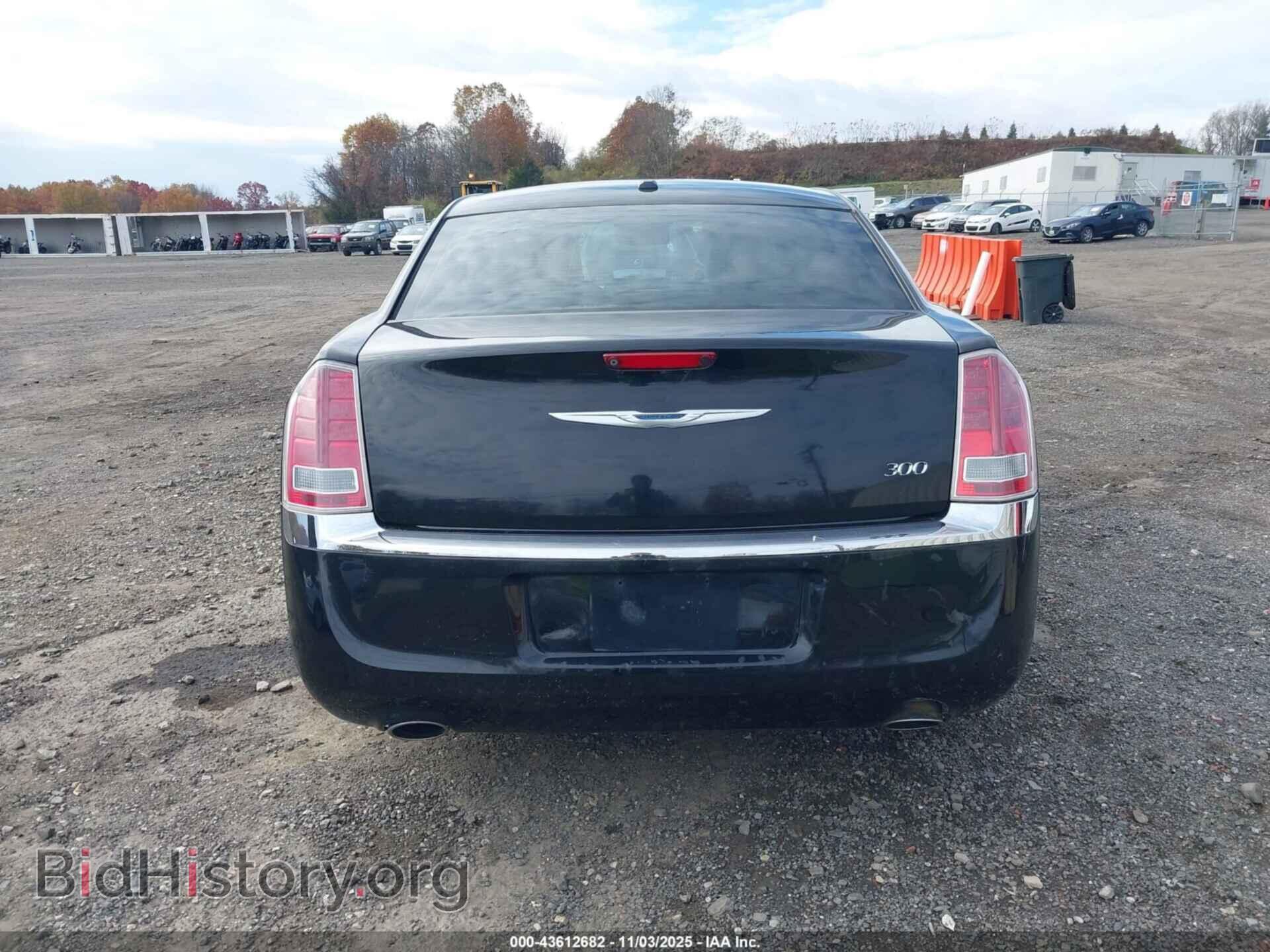 2014 CHRYSLER 300 - VIN: 2C3CCAAG0EH272898 - Фото 6