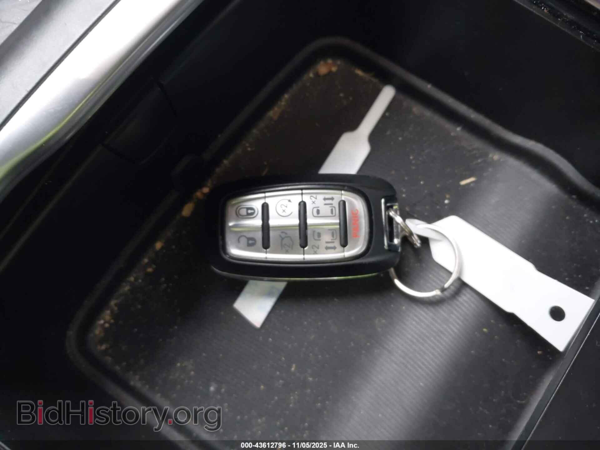 2020 CHRYSLER PACIFICA - VIN: 2C4RC1GG1LR262921 - Photo 11