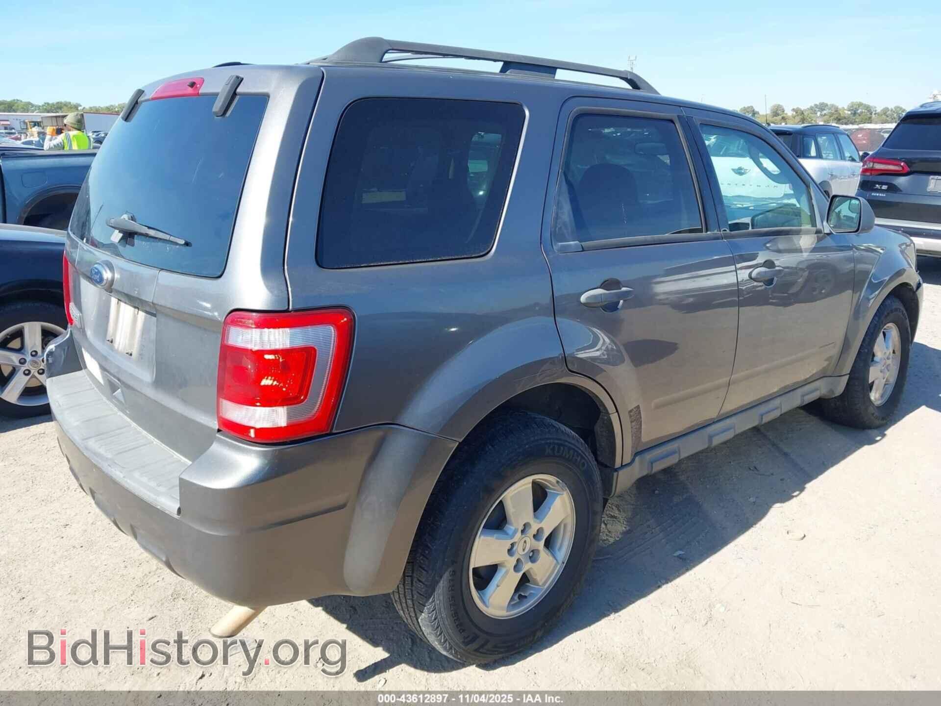2010 FORD ESCAPE - VIN: 1FMCU0C73AKB18751 - Фото 4