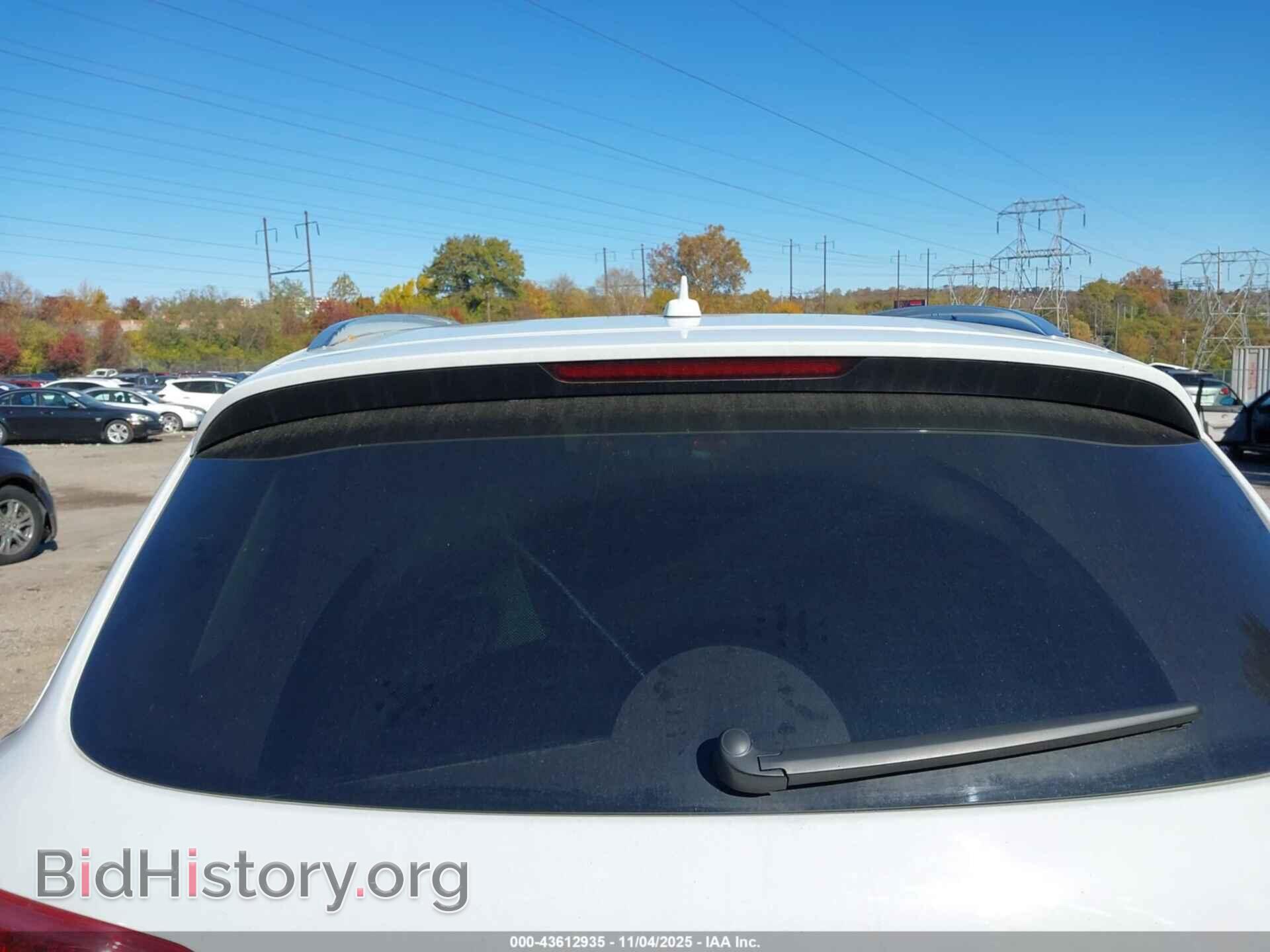 2015 AUDI Q7 - VIN: WA1LGAFE5FD011623 - Фото 17