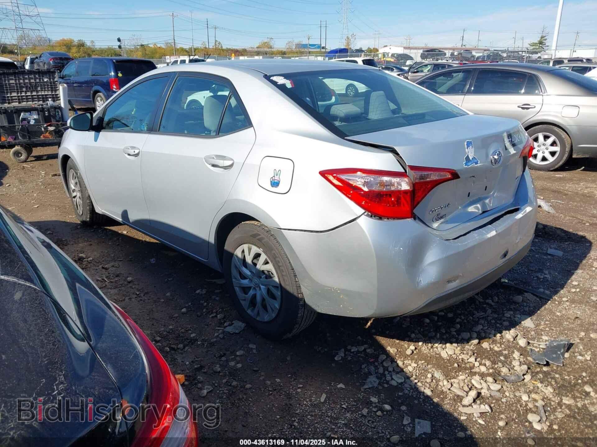2017 TOYOTA COROLLA - VIN: 2T1BURHEXHC884922 - Фото 3