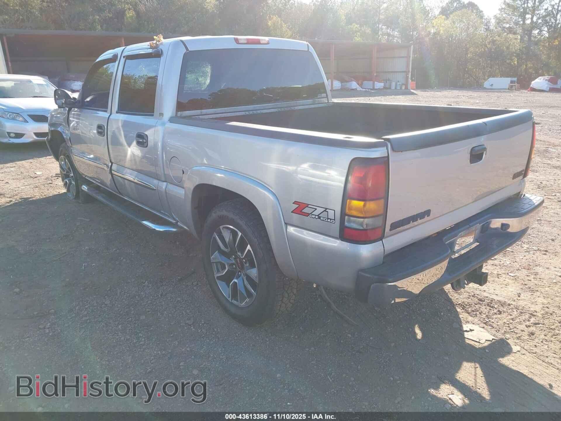 2006 GMC SIERRA 1500 - VIN: 2GTEK13T461161122 - Фото 3
