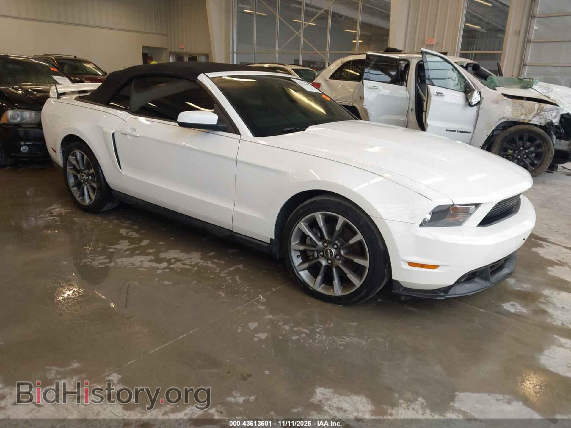 Photo 1ZVBP8FF7C5205074 - FORD MUSTANG 2012