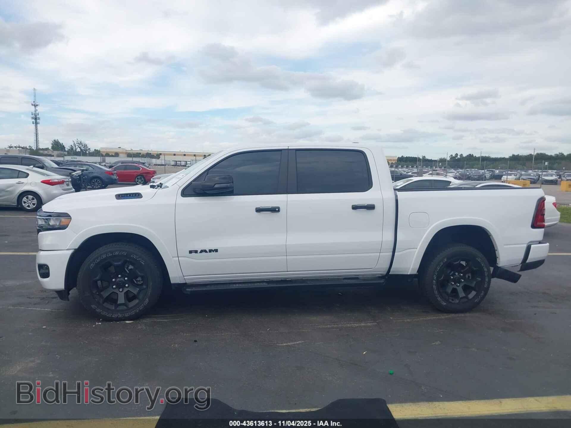 2025 RAM 1500 - VIN: 1C6RREFG0SN712326 - Фото 15