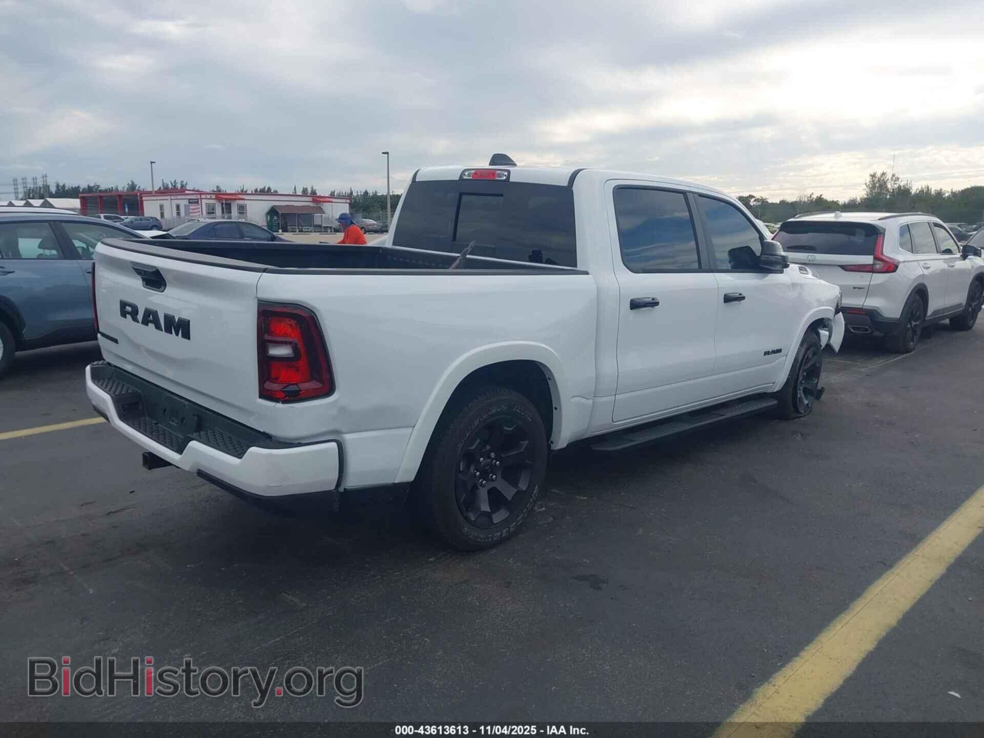 2025 RAM 1500 - VIN: 1C6RREFG0SN712326 - Фото 4
