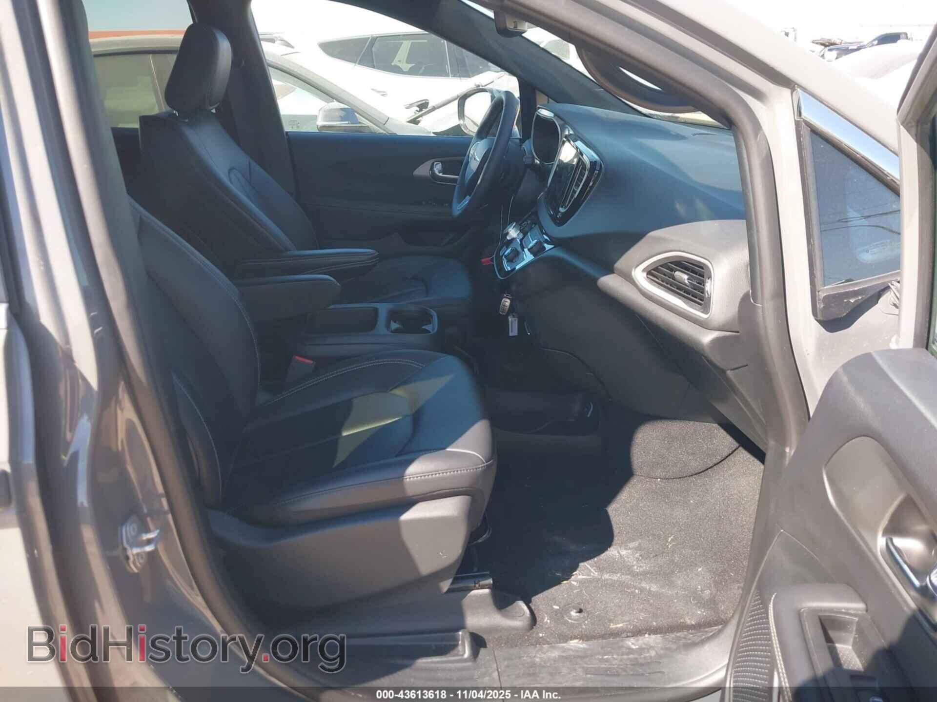 2025 CHRYSLER PACIFICA - VIN: 2C4RC1BG0SR551374 - Photo 5