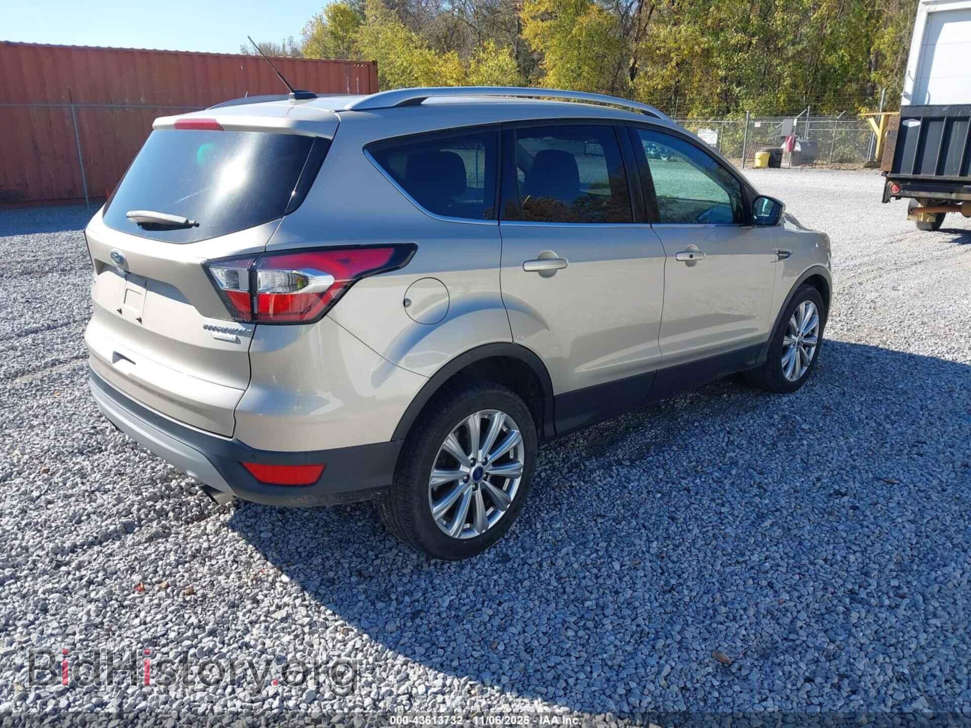 2017 FORD ESCAPE - VIN: 1FMCU0JDXHUC22838 - Фото 4