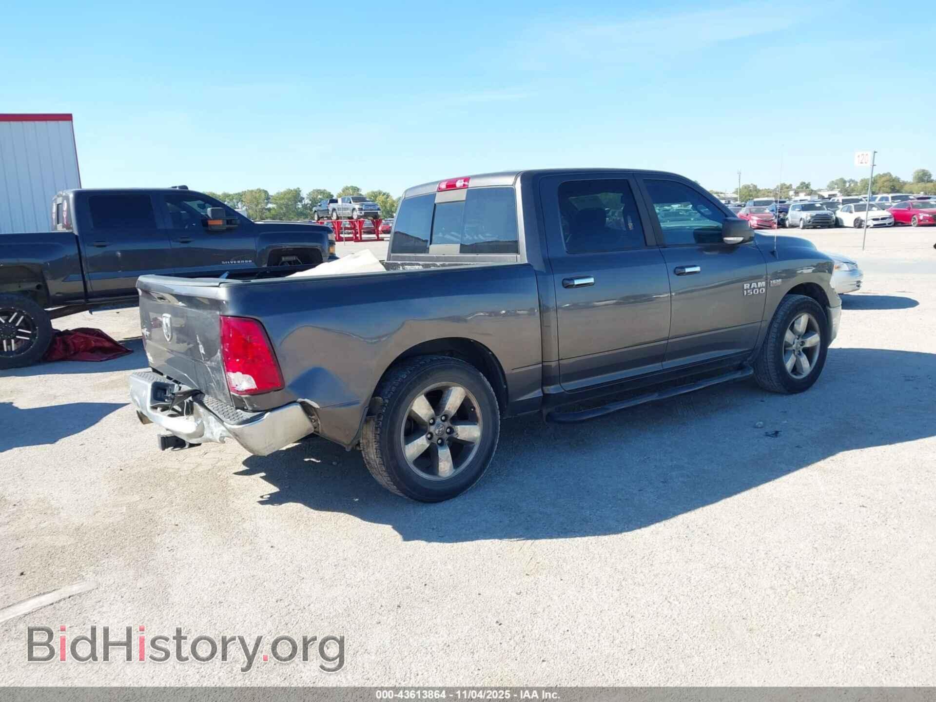 2016 RAM 1500 - VIN: 3C6RR6LT3GG310078 - Photo 4