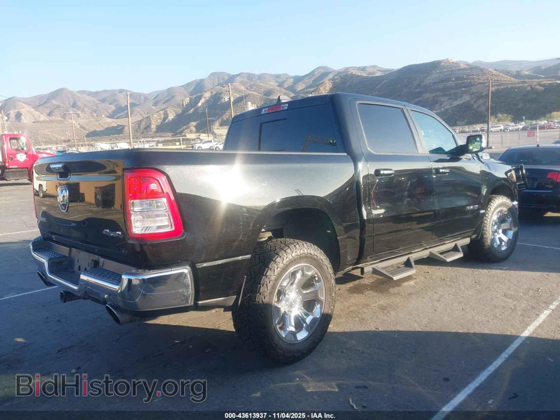 2019 RAM 1500 - VIN: 1C6SRFFT8KN859465 - Фото 4