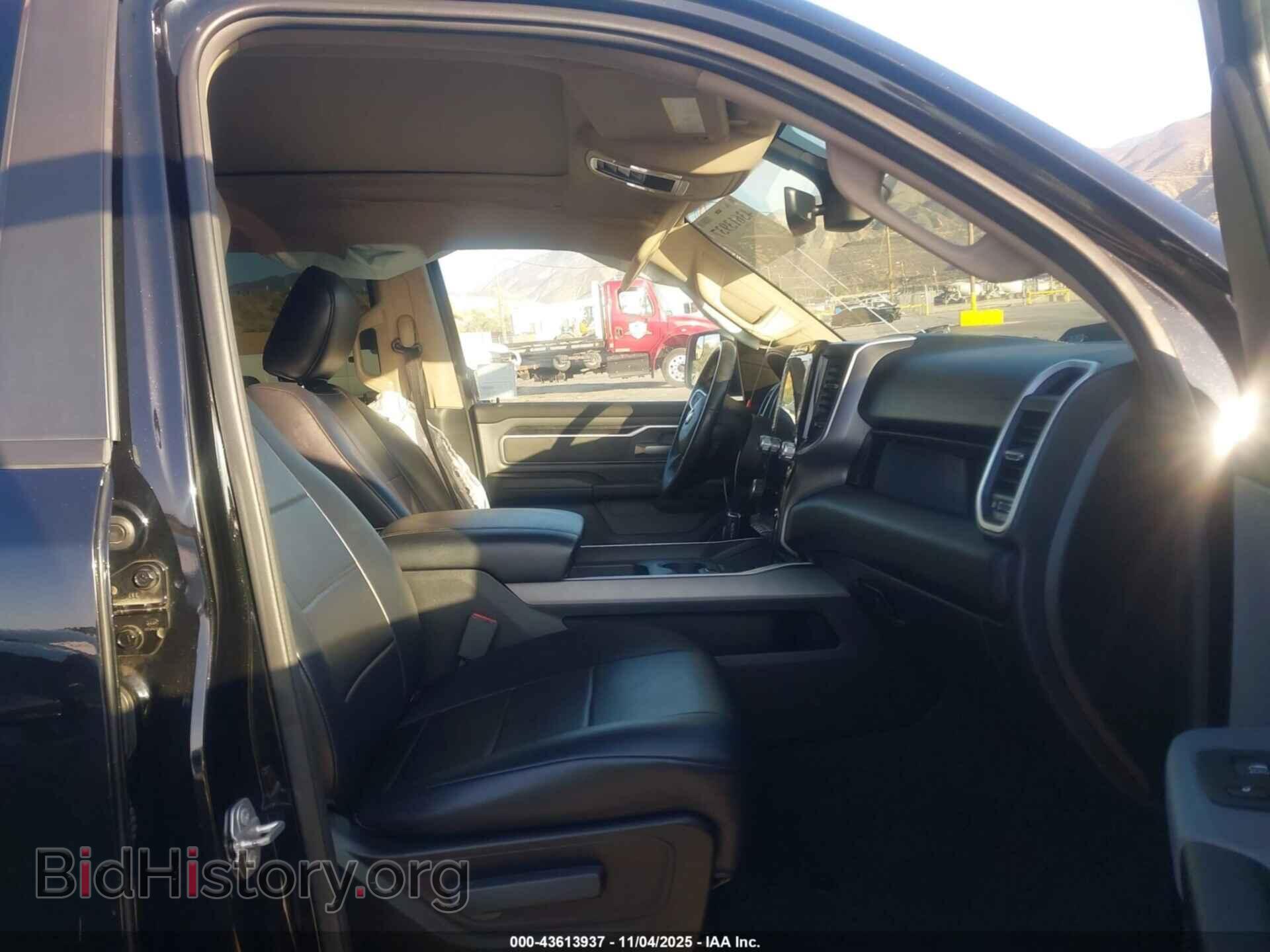 2019 RAM 1500 - VIN: 1C6SRFFT8KN859465 - Фото 5