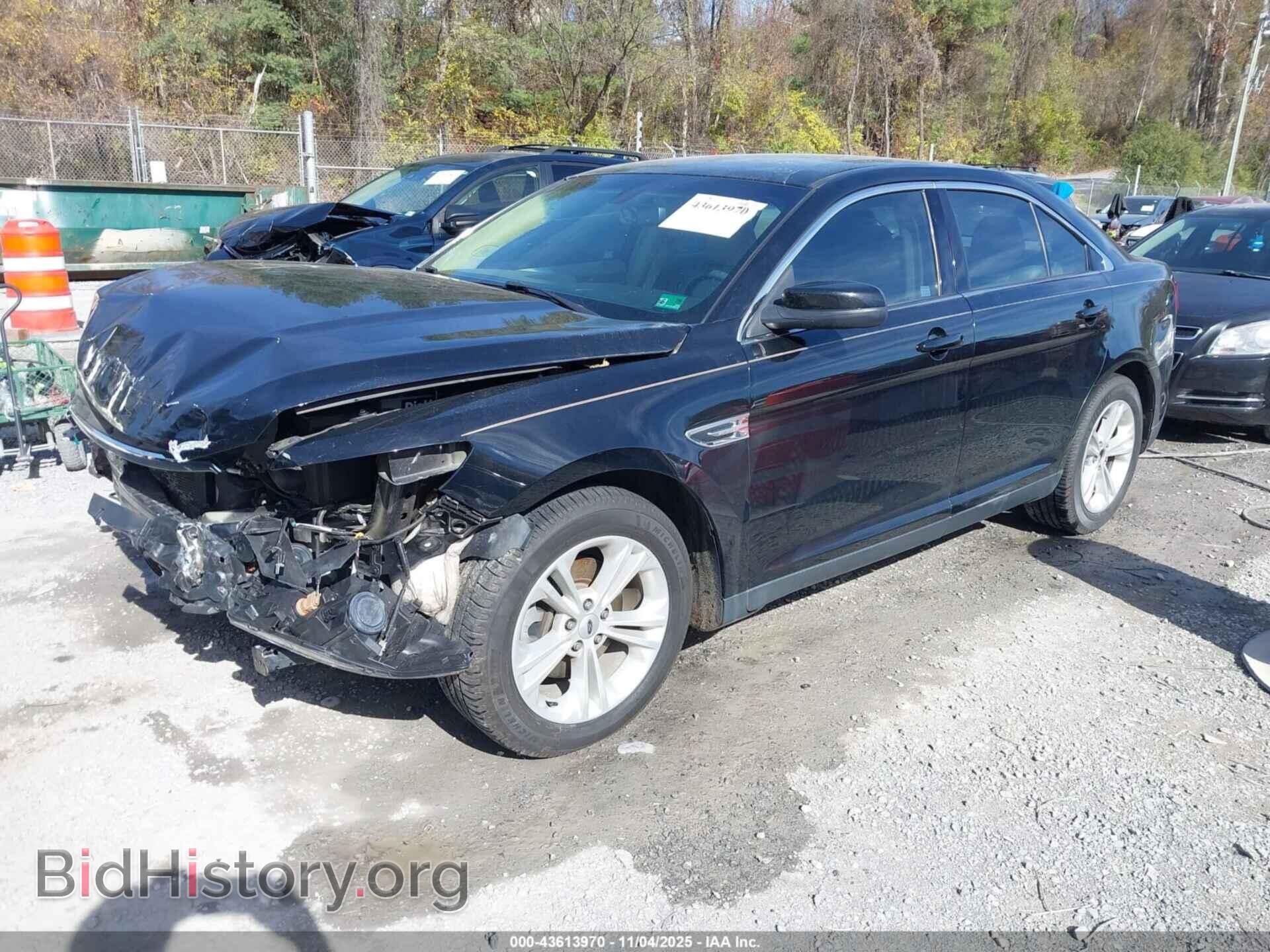 2018 FORD TAURUS - VIN: 1FAHP2E8XJG100887 - Photo 2