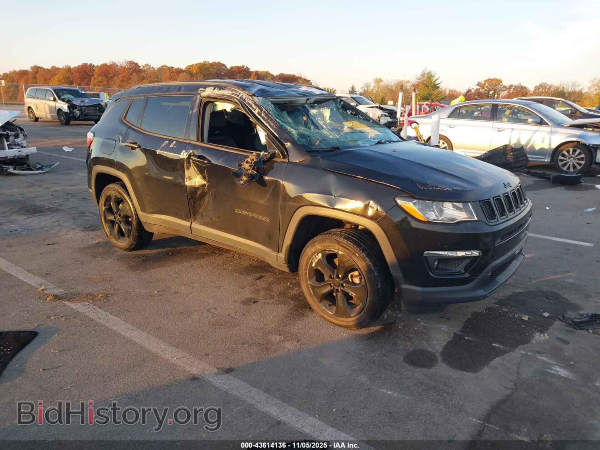 Фотография 3C4NJDBB9KT665736 - JEEP COMPASS 2019