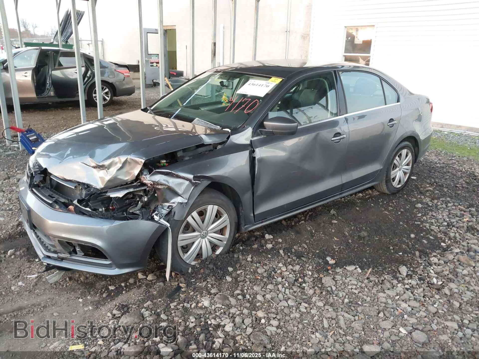 2017 VOLKSWAGEN JETTA - VIN: 3VW2B7AJ2HM253846 - Фото 2