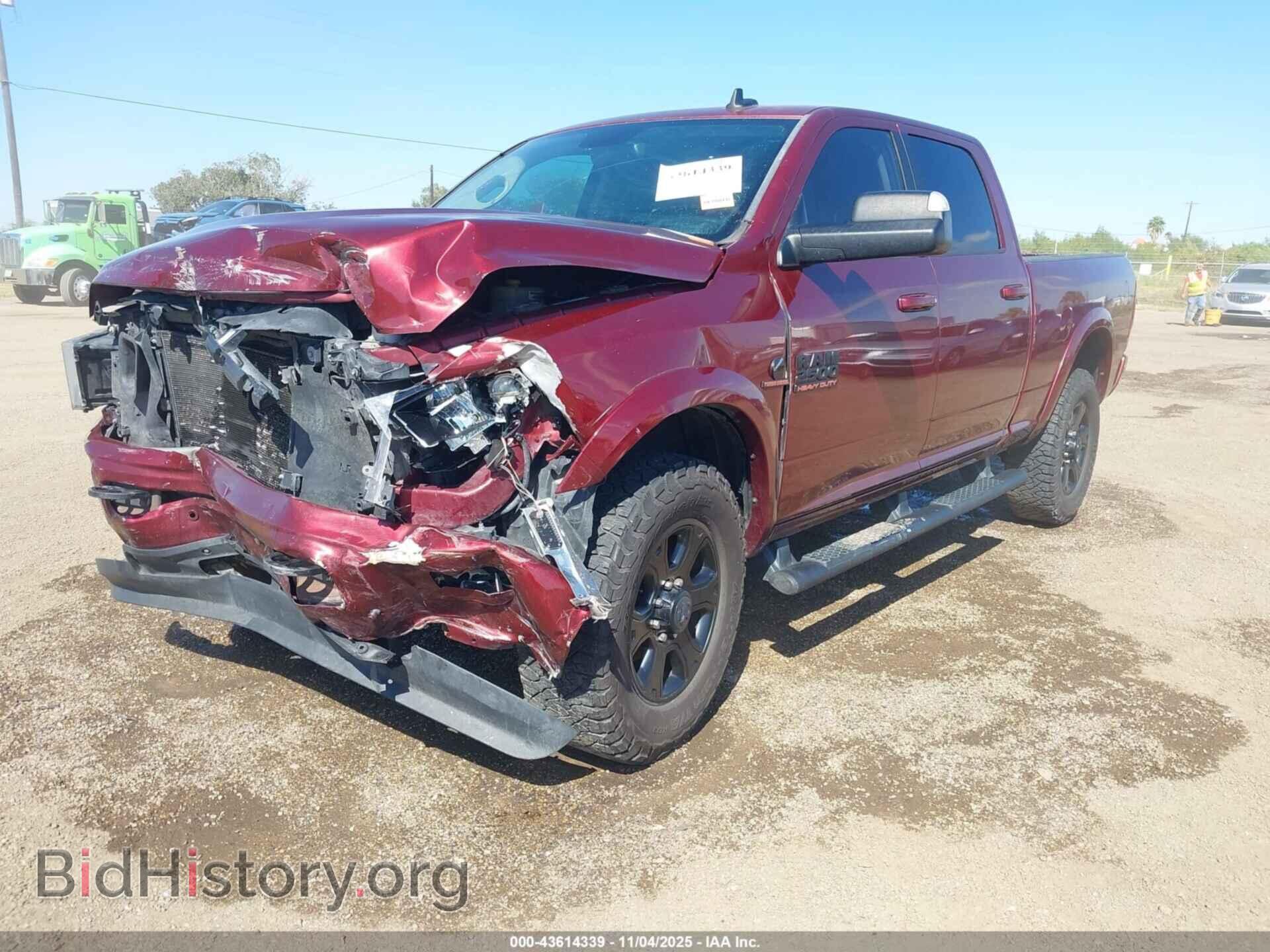 2017 RAM 2500 - VIN: 3C6UR5FL5HG756895 - Фото 2