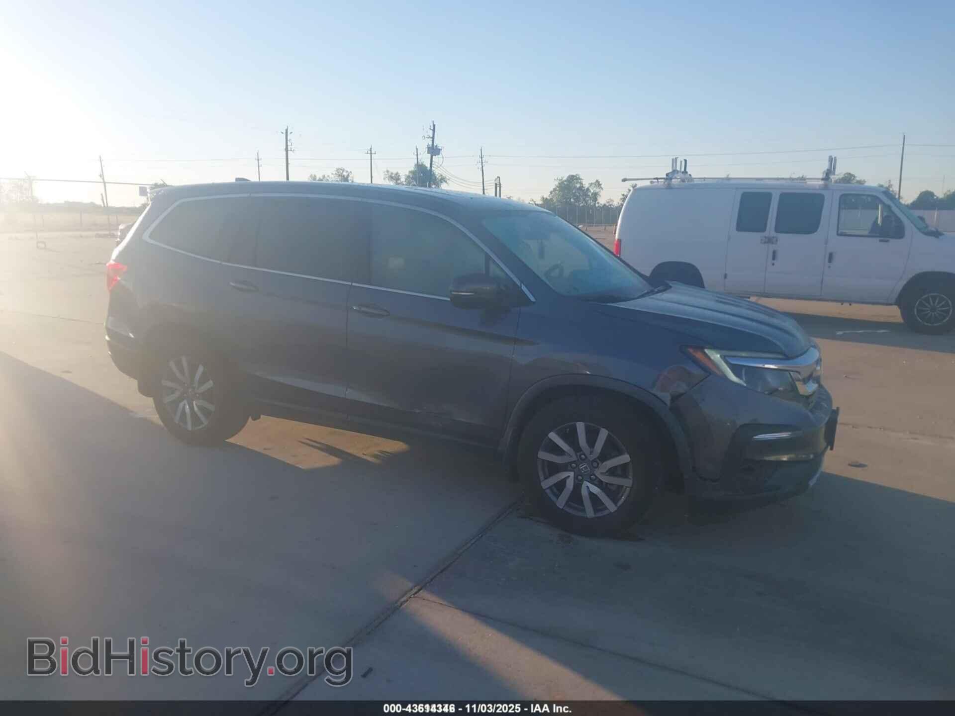 Photo 5FNYF5H59KB040418 - HONDA PILOT 2019