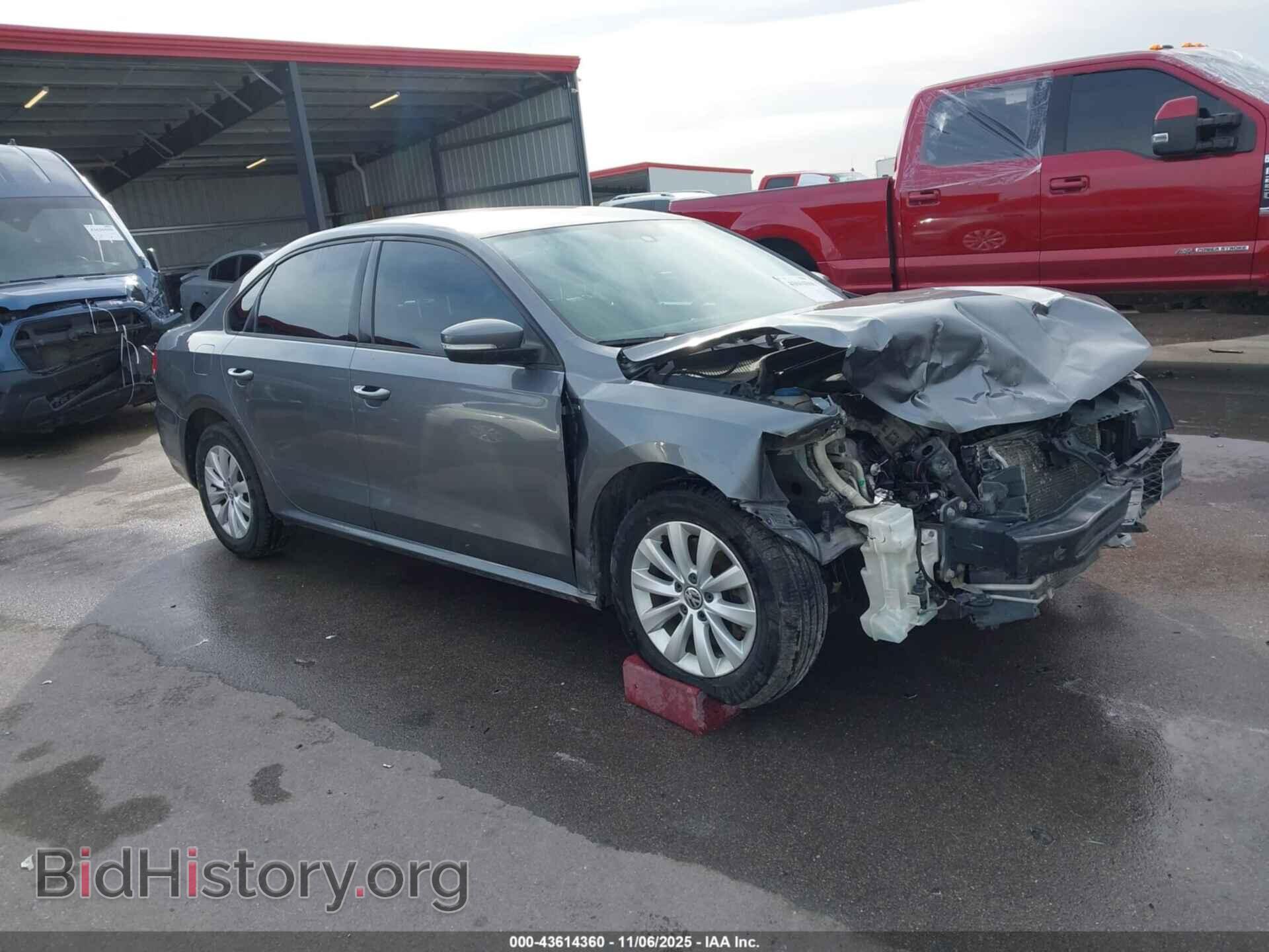 Photo 1VWAT7A33FC005131 - VOLKSWAGEN PASSAT 2015