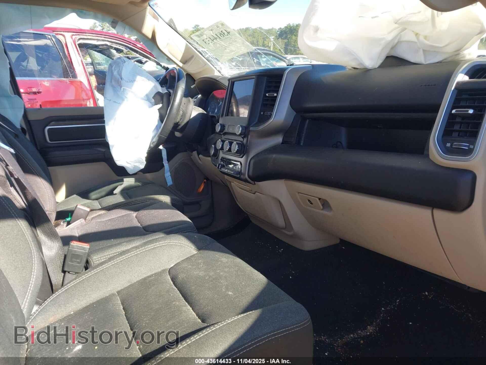 2019 RAM 1500 - VIN: 1C6SRFBT2KN833191 - Фото 5