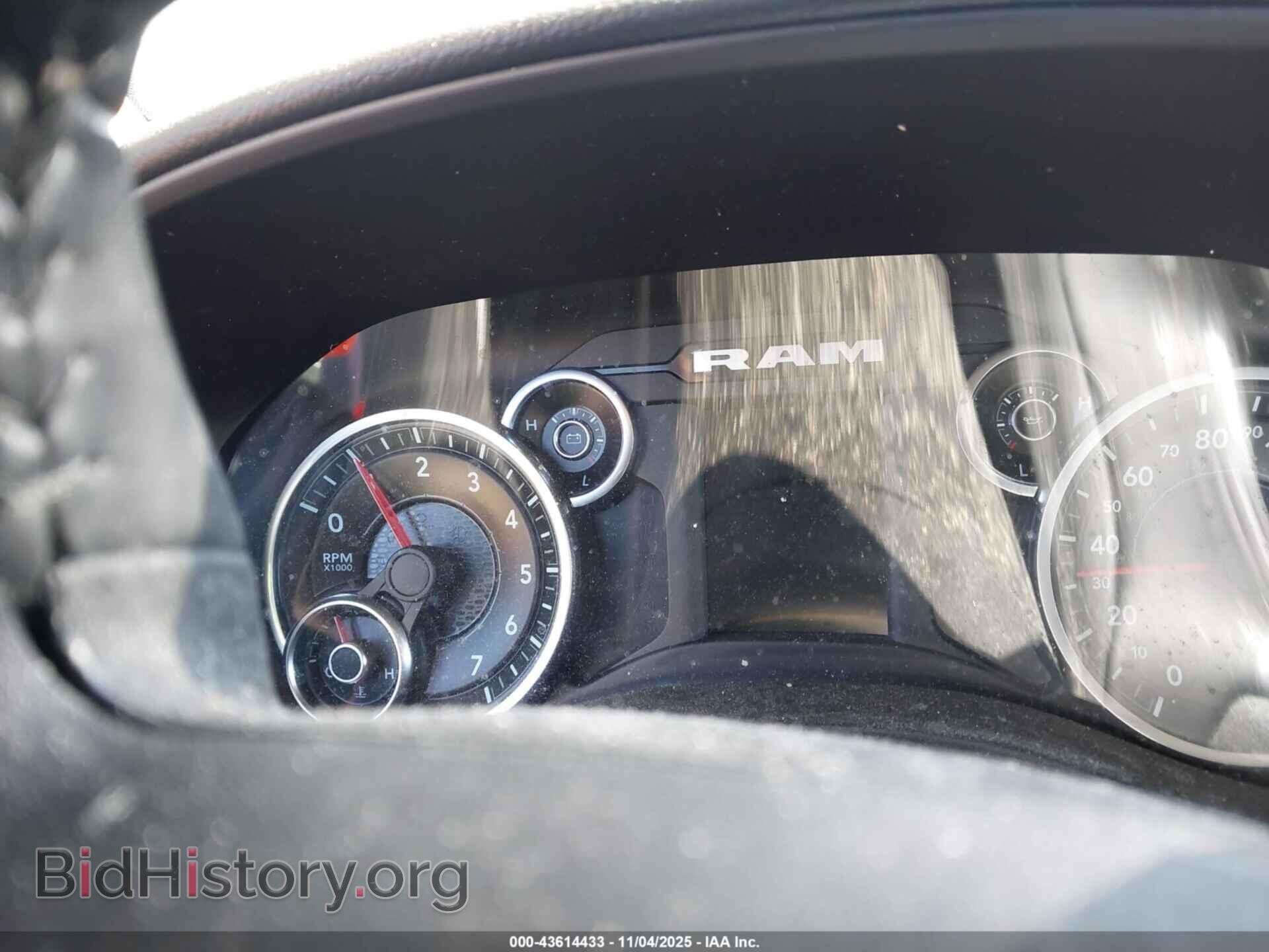 2019 RAM 1500 - VIN: 1C6SRFBT2KN833191 - Фото 7
