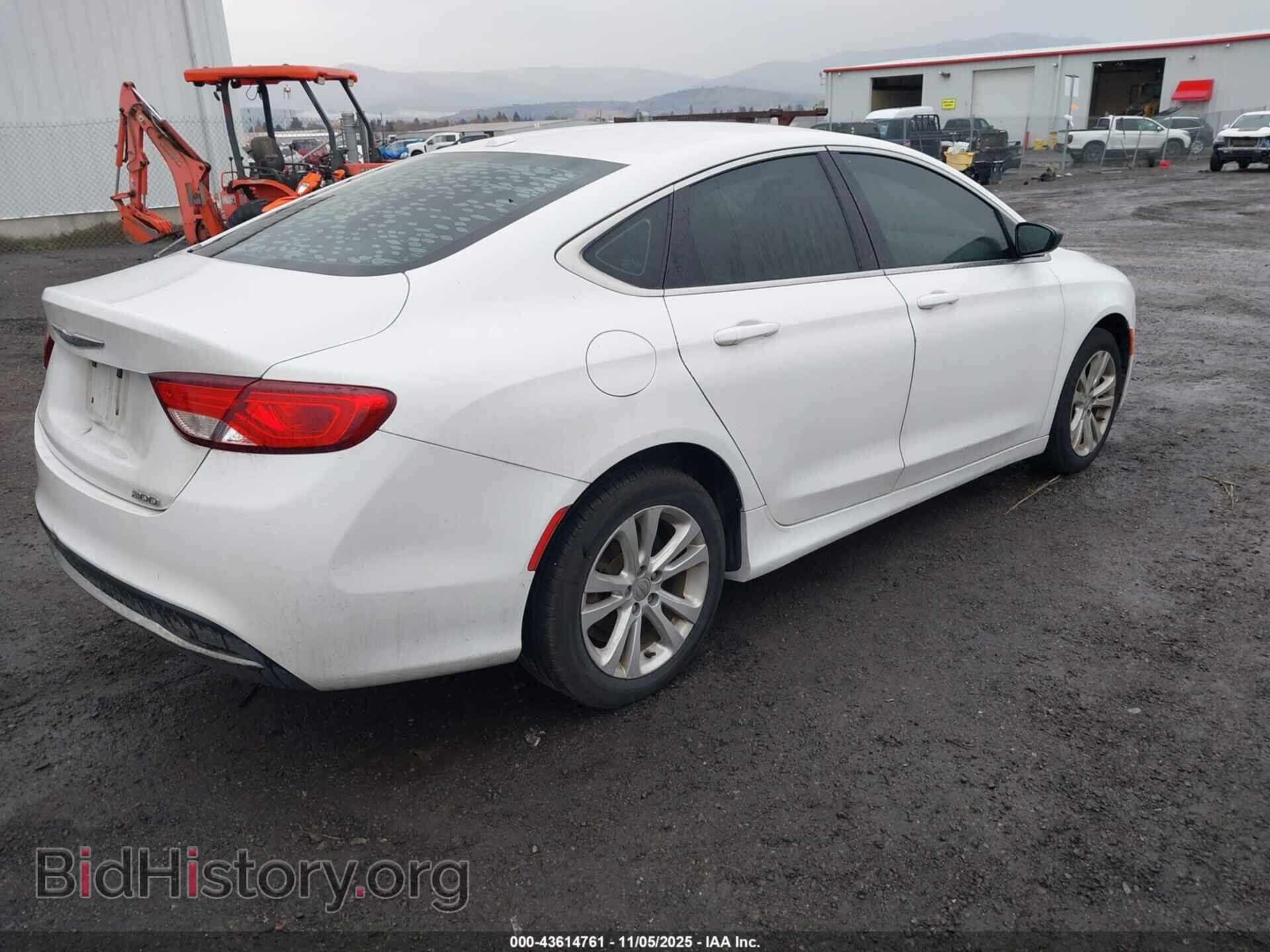 2015 CHRYSLER 200 - VIN: 1C3CCCAB8FN503572 - Фото 4