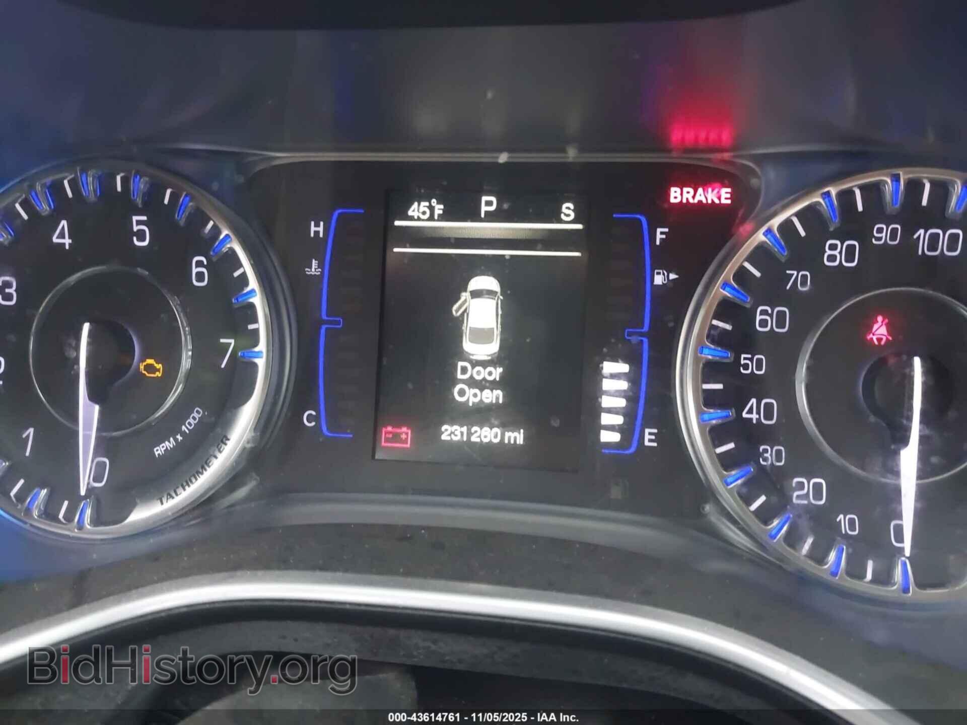 2015 CHRYSLER 200 - VIN: 1C3CCCAB8FN503572 - Фото 7